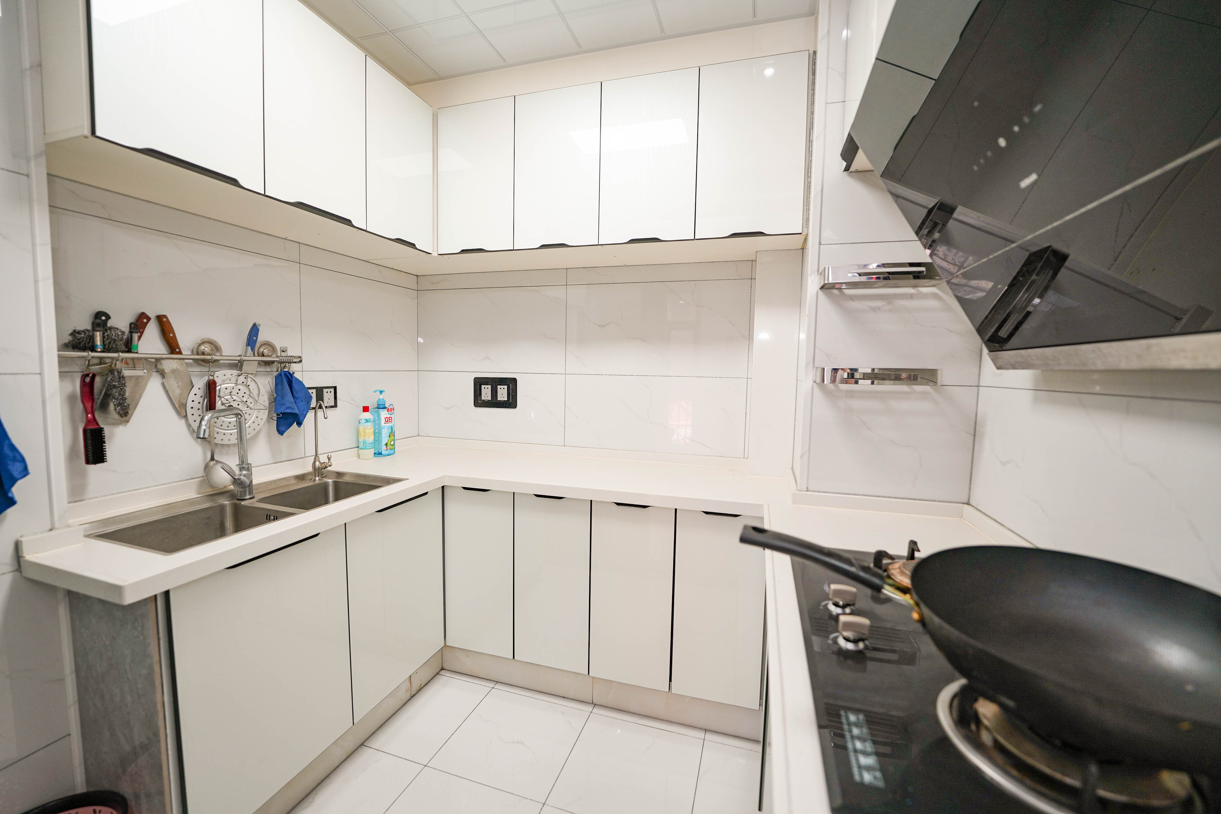 凯富南方鑫城 4室2厅2卫 82.0万 凯富南方鑫城 4室2厅2卫 82.0万其他