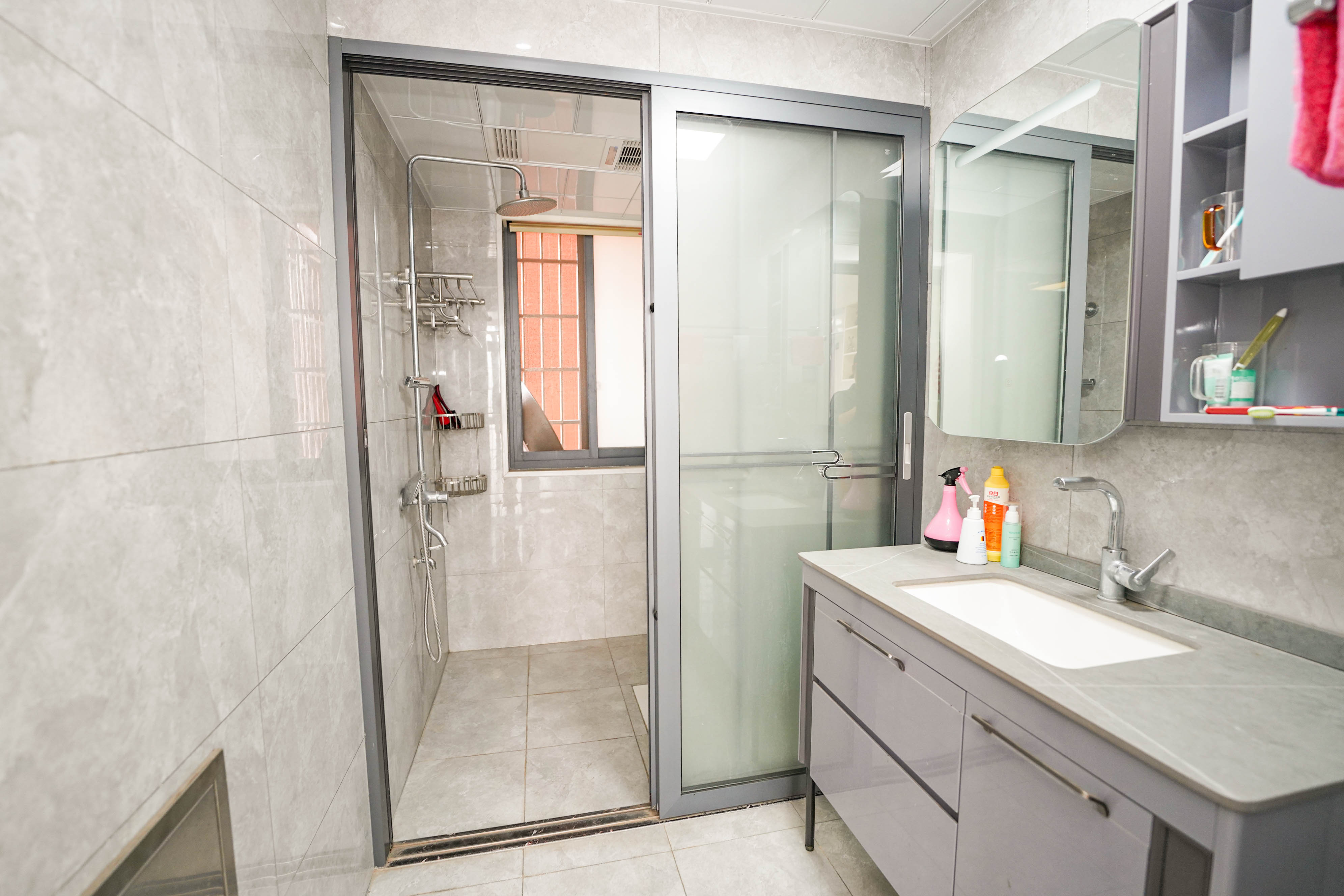 凯富南方鑫城 4室2厅2卫 82.0万 凯富南方鑫城 4室2厅2卫 82.0万其他