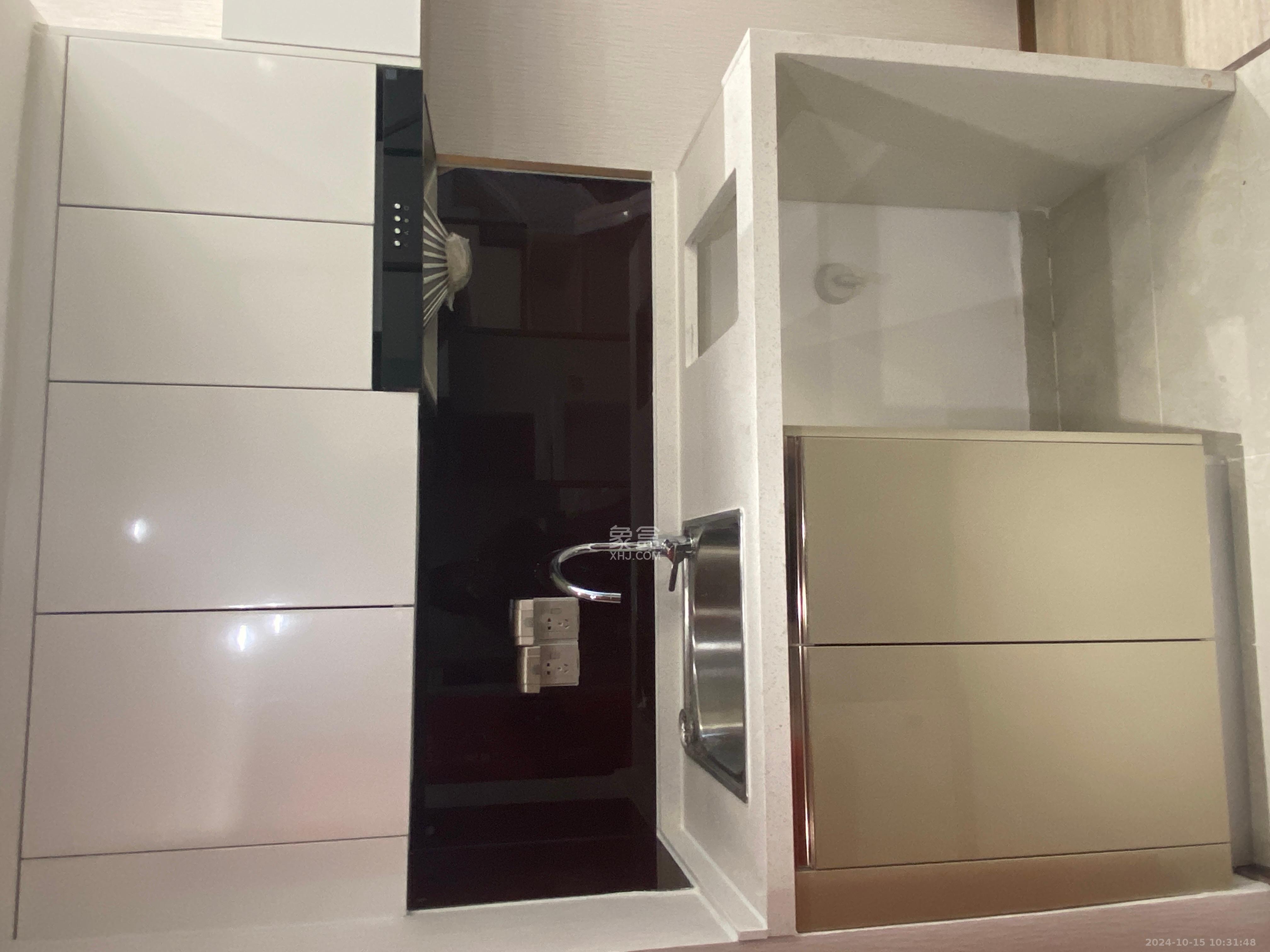 华远华时代  1室1厅1卫   3200.00元/月室内图