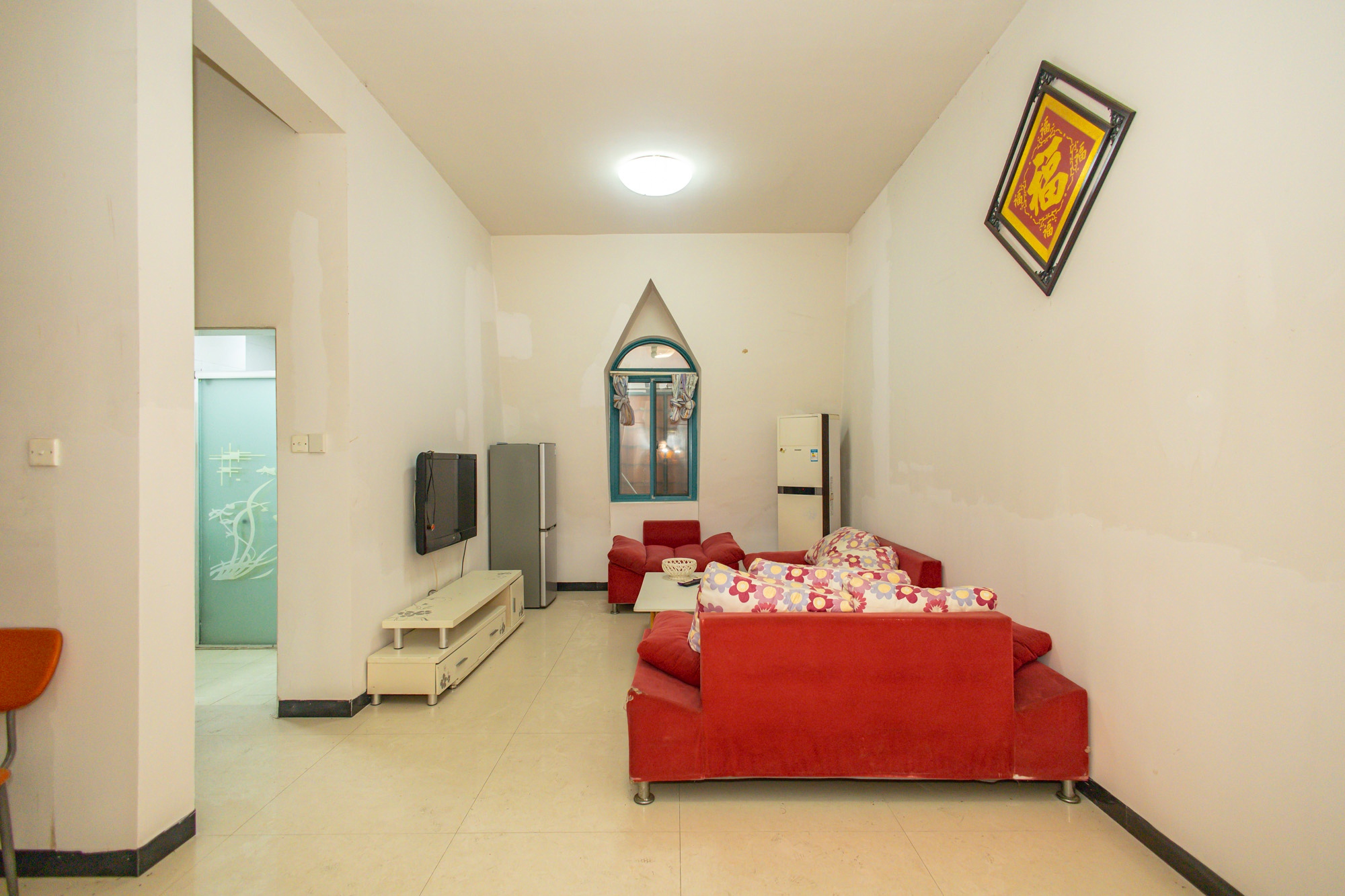 蝴蝶谷 3室2厅1卫 73.8万 蝴蝶谷 3室2厅1卫 73.8万客厅