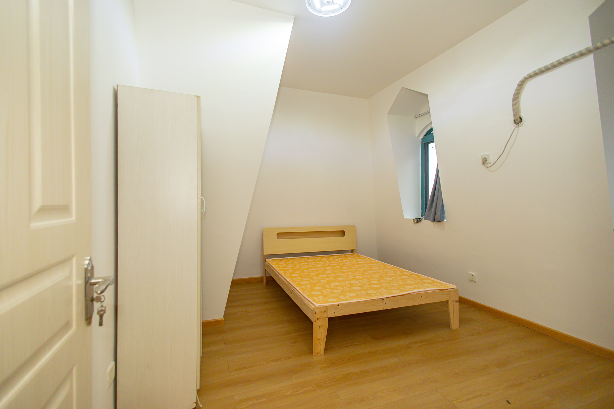 蝴蝶谷 3室2厅1卫 73.8万 蝴蝶谷 3室2厅1卫 73.8万卧室