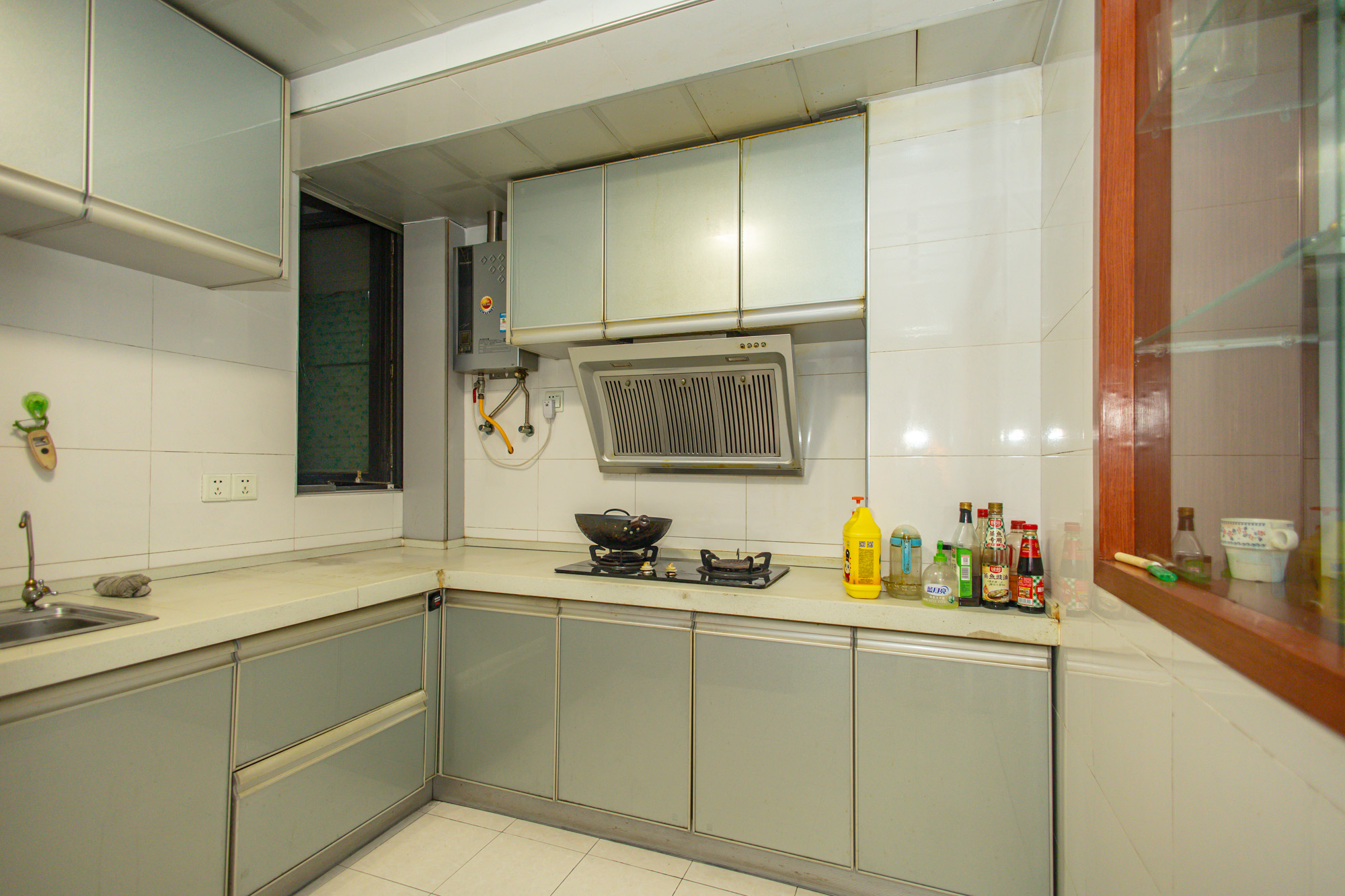 尚都花园城 3室2厅1卫 61.0万 尚都花园城 3室2厅1卫 61.0万厨房