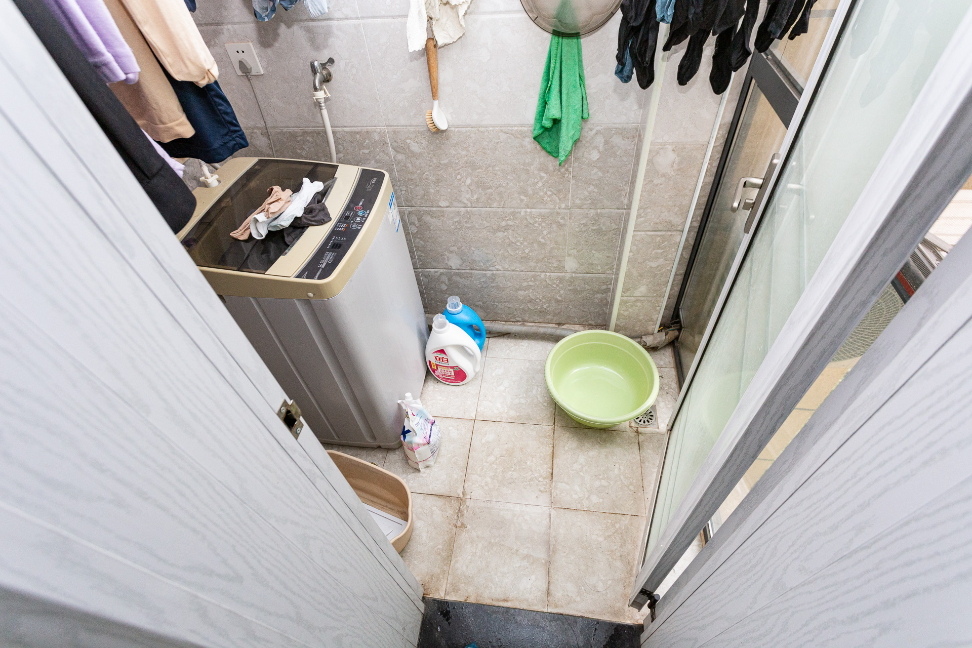 明发国际城 2室2厅1卫 78.8万 明发国际城 2室2厅1卫 78.8万阳台