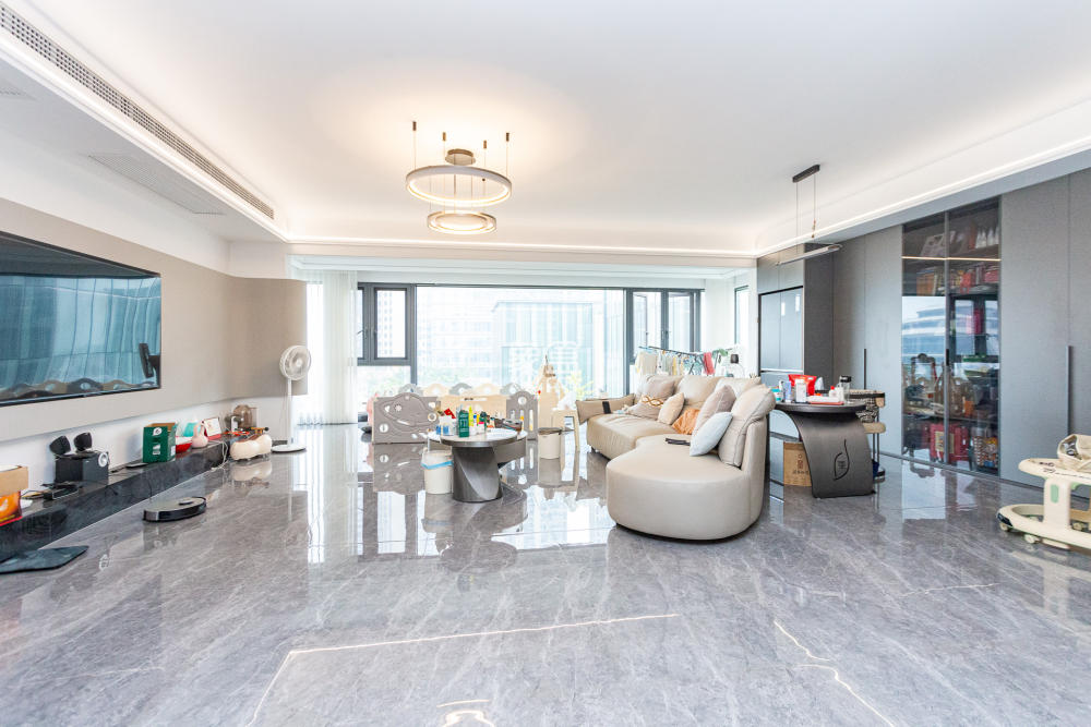 越秀湘江星汇城一期  4室2厅2卫    280.0万