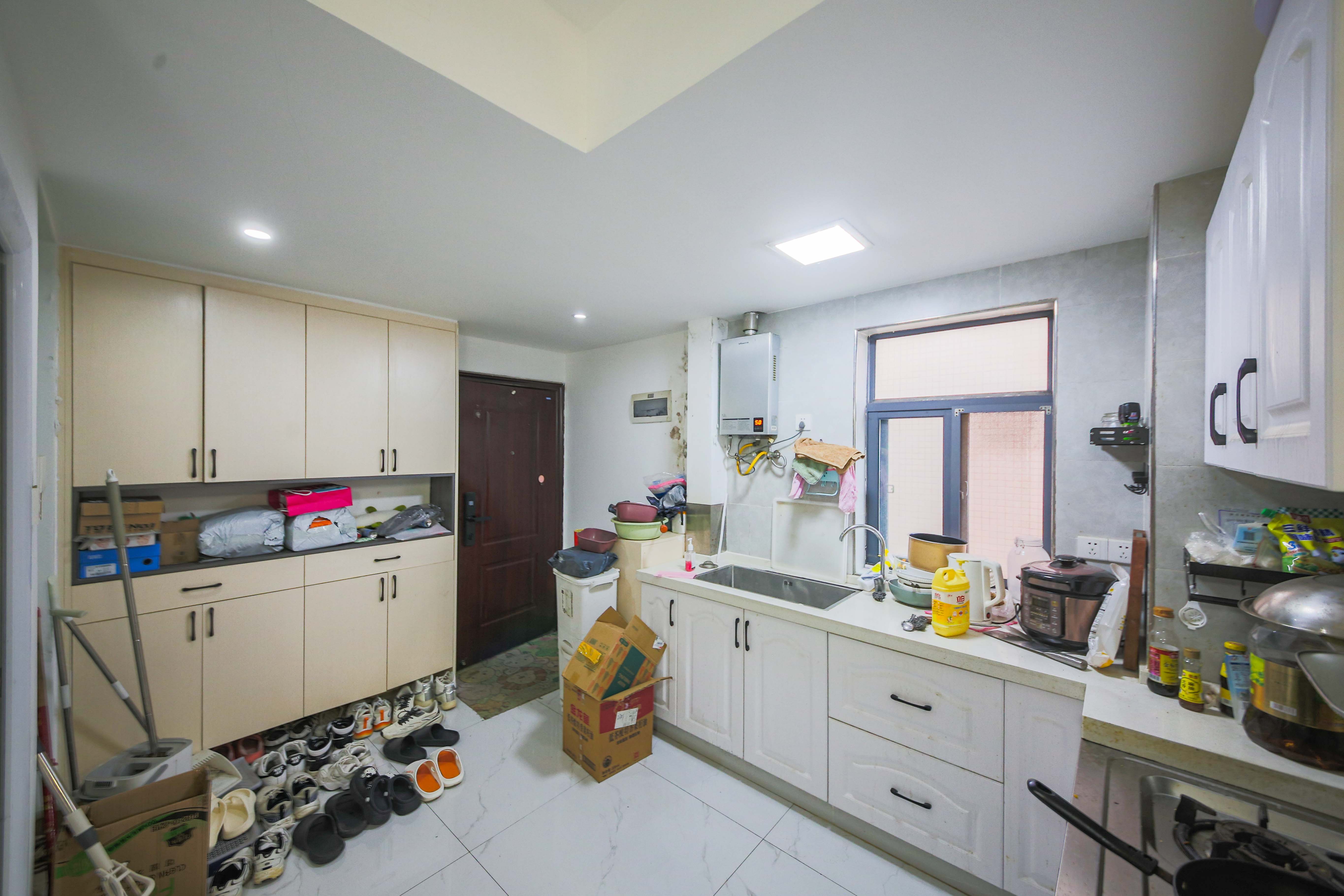 上峰苑(兰亭玥岛) 1室1厅1卫 45.0万 上峰苑(兰亭玥岛) 1室1厅1卫 45.0万厨房