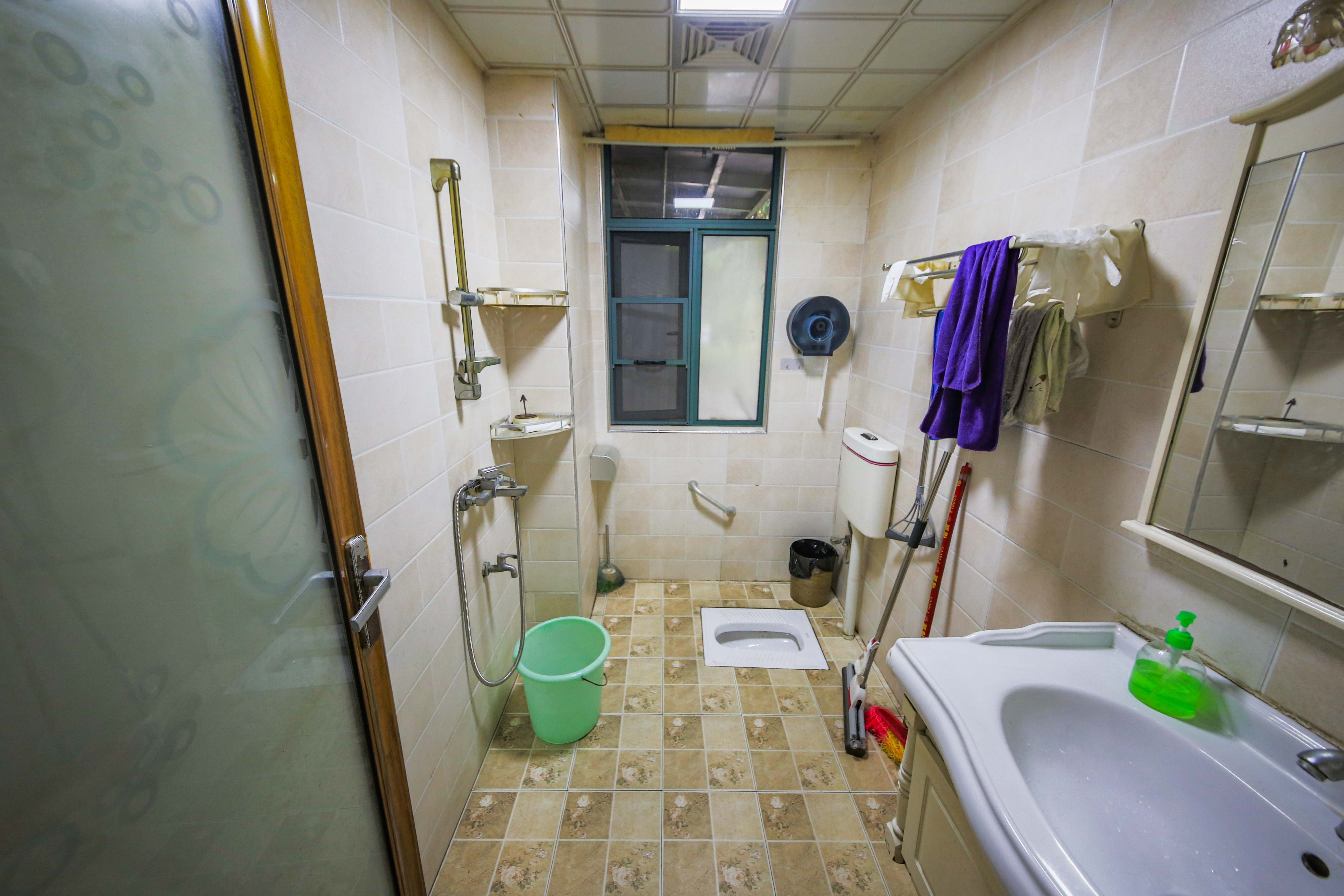 克拉美丽山庄(晟领国际) 3室2厅2卫 124.0万 克拉美丽山庄(晟领国际) 3室2厅2卫 124.0万卫生间