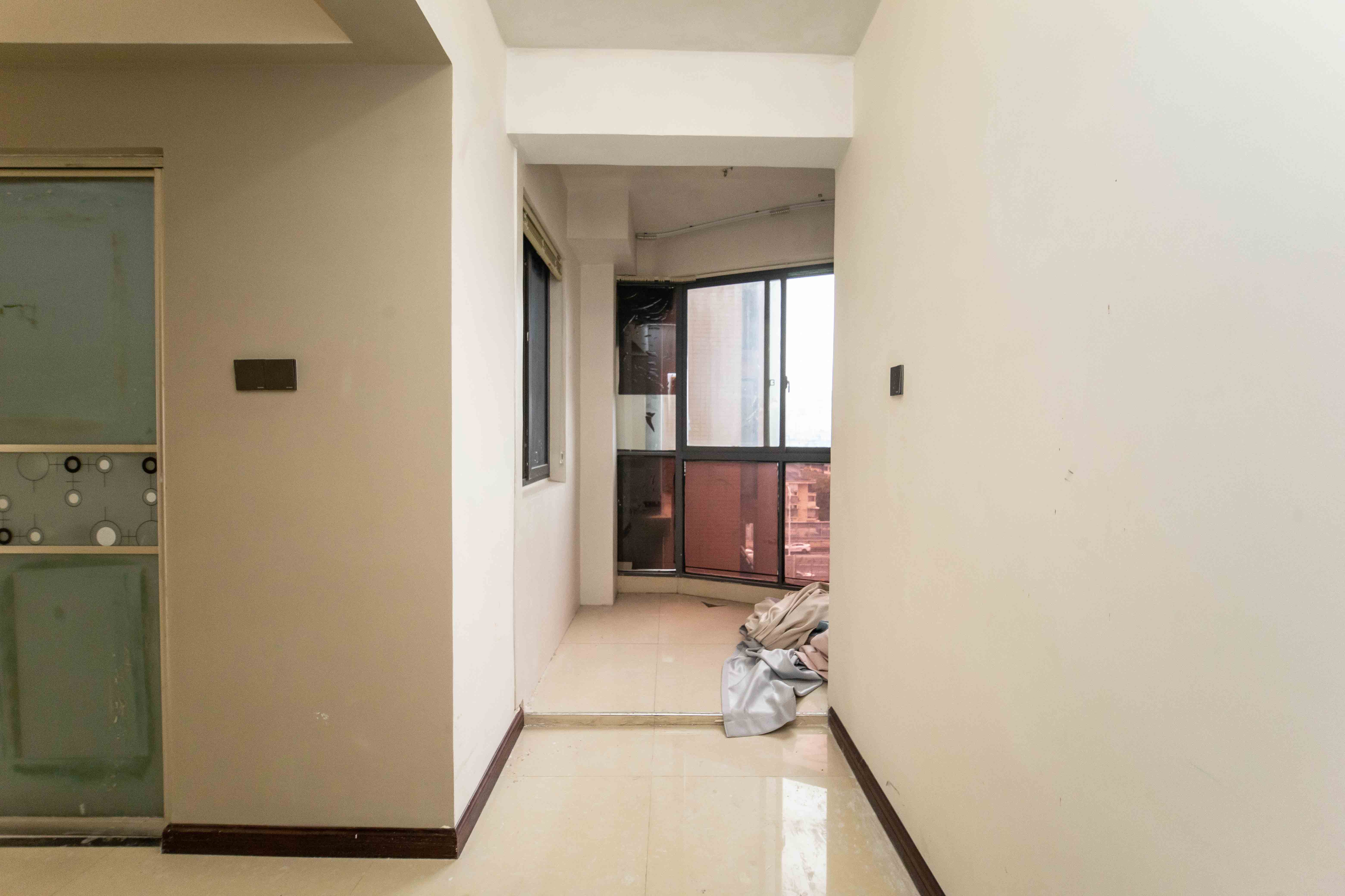 华城广场  2室2厅1卫    84.0万 华城广场  2室2厅1卫    84.0万其他