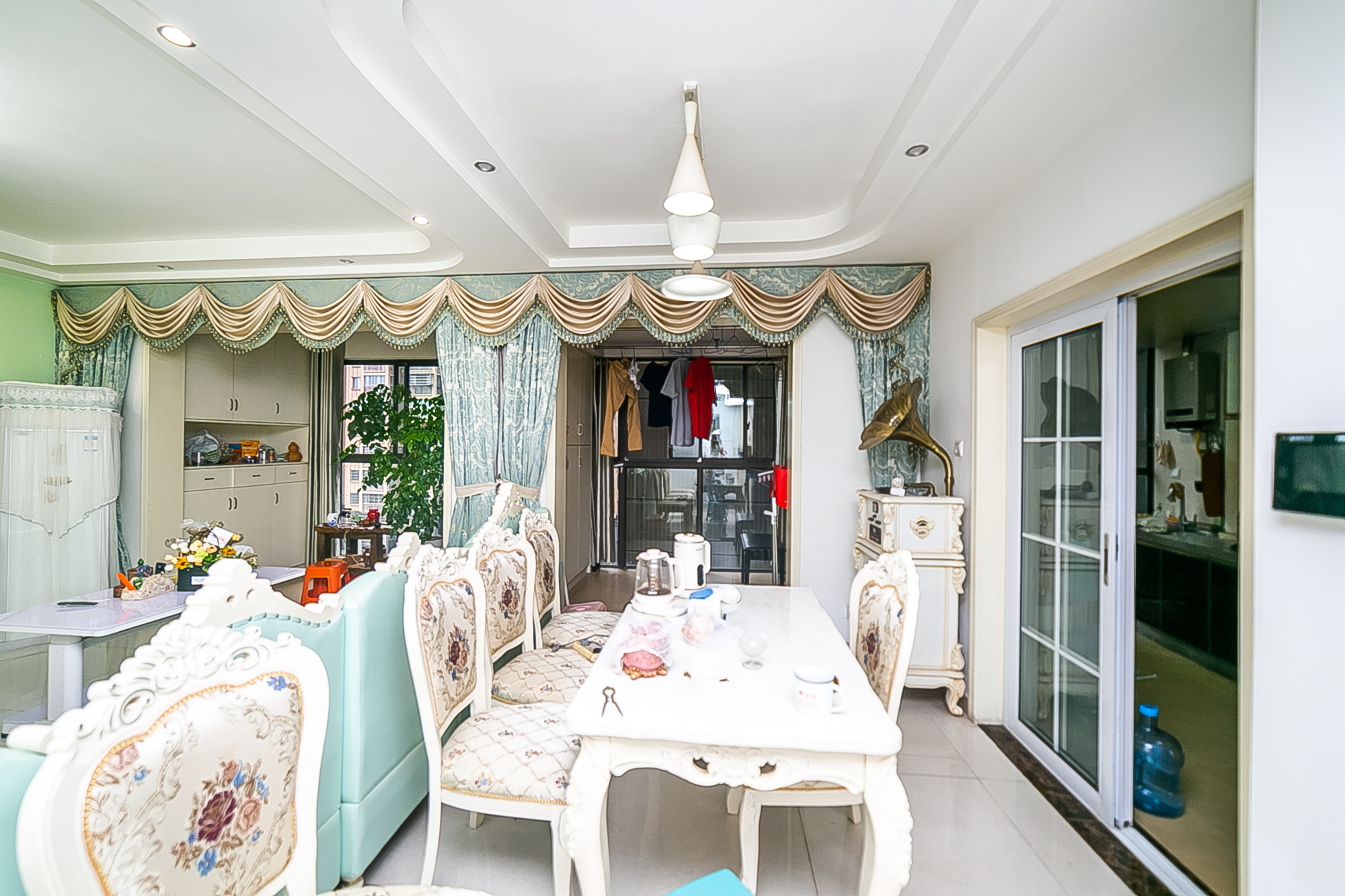 通用时代国际社区 3室2厅2卫 132.0万 通用时代国际社区 3室2厅2卫 132.0万客厅