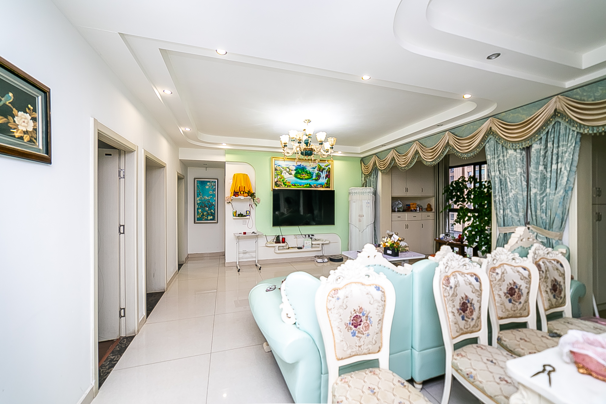 通用时代国际社区 3室2厅2卫 132.0万 通用时代国际社区 3室2厅2卫 132.0万客厅