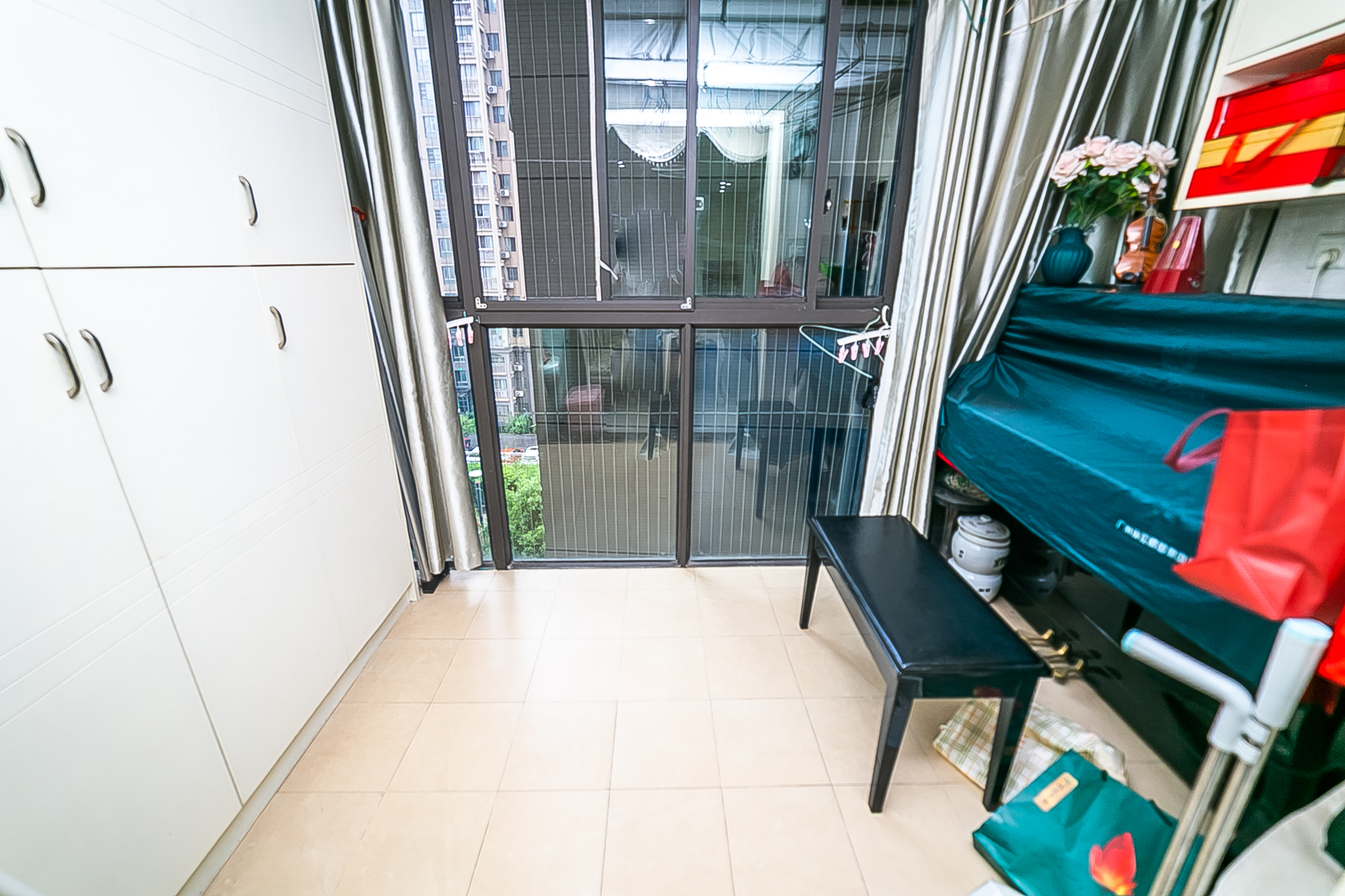 通用时代国际社区 3室2厅2卫 132.0万 通用时代国际社区 3室2厅2卫 132.0万阳台