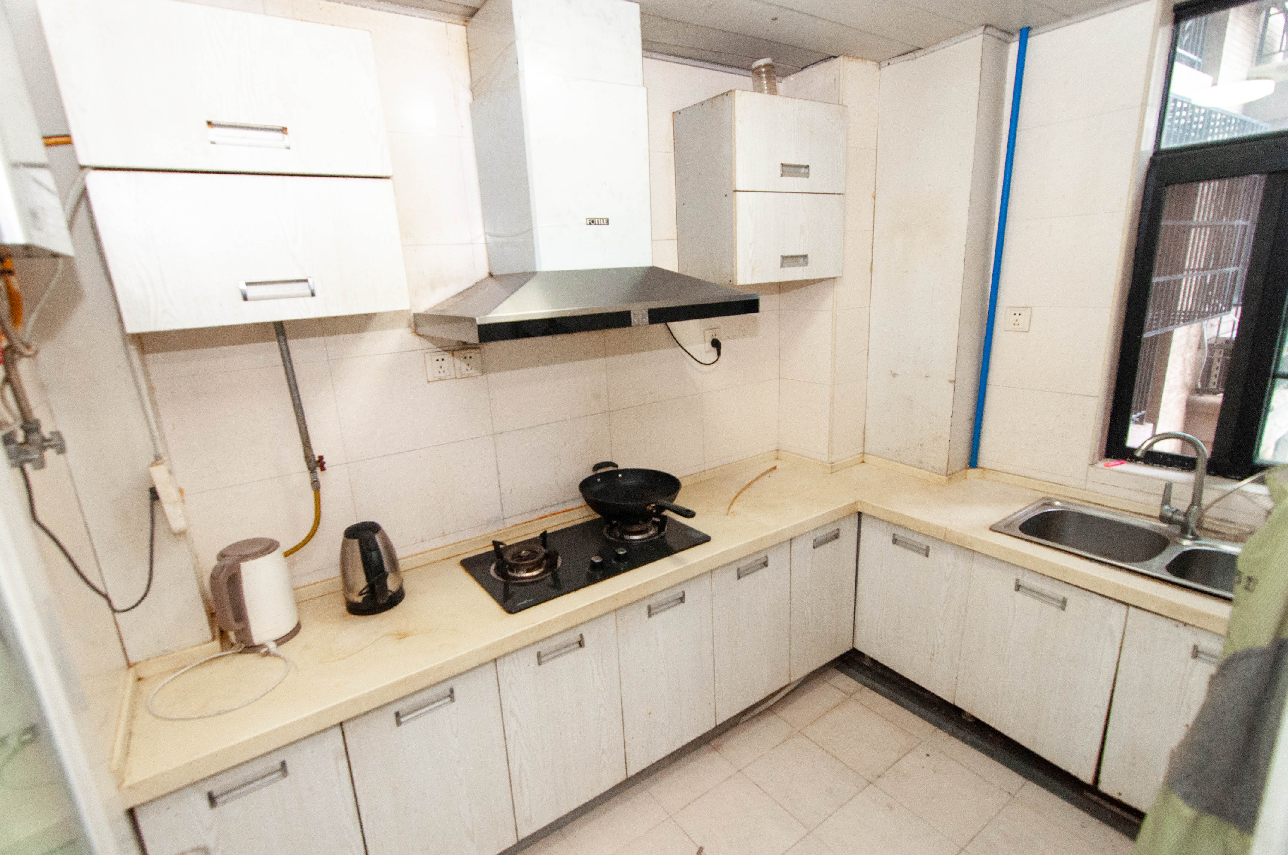 沁园春御院  3室2厅2卫    127.0万 沁园春御院  3室2厅2卫    127.0万厨房