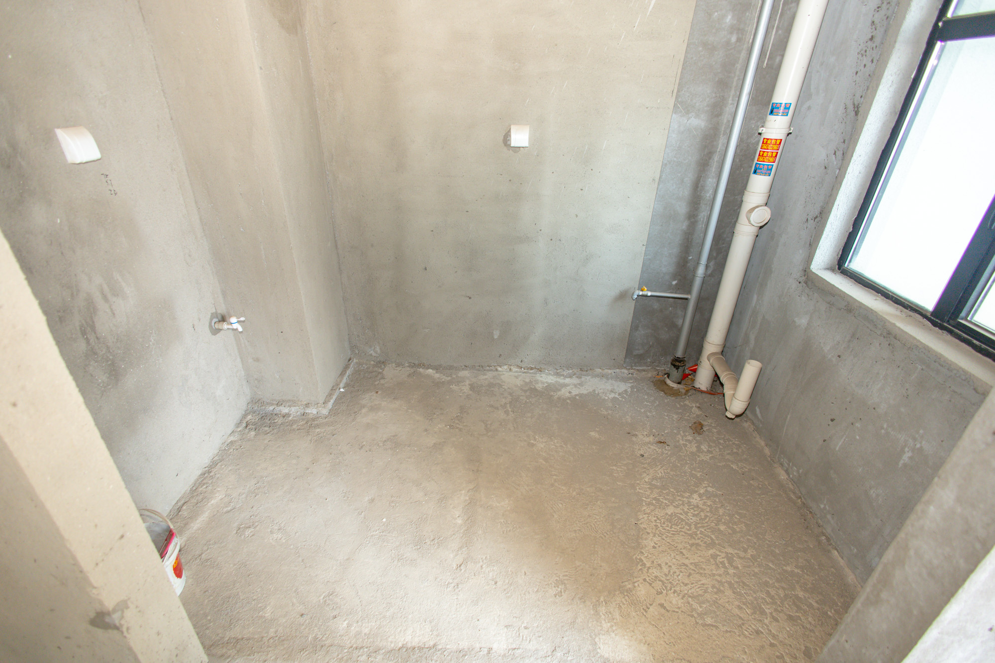 盛地东方芯府 5室2厅2卫 82.8万 盛地东方芯府 5室2厅2卫 82.8万厨房