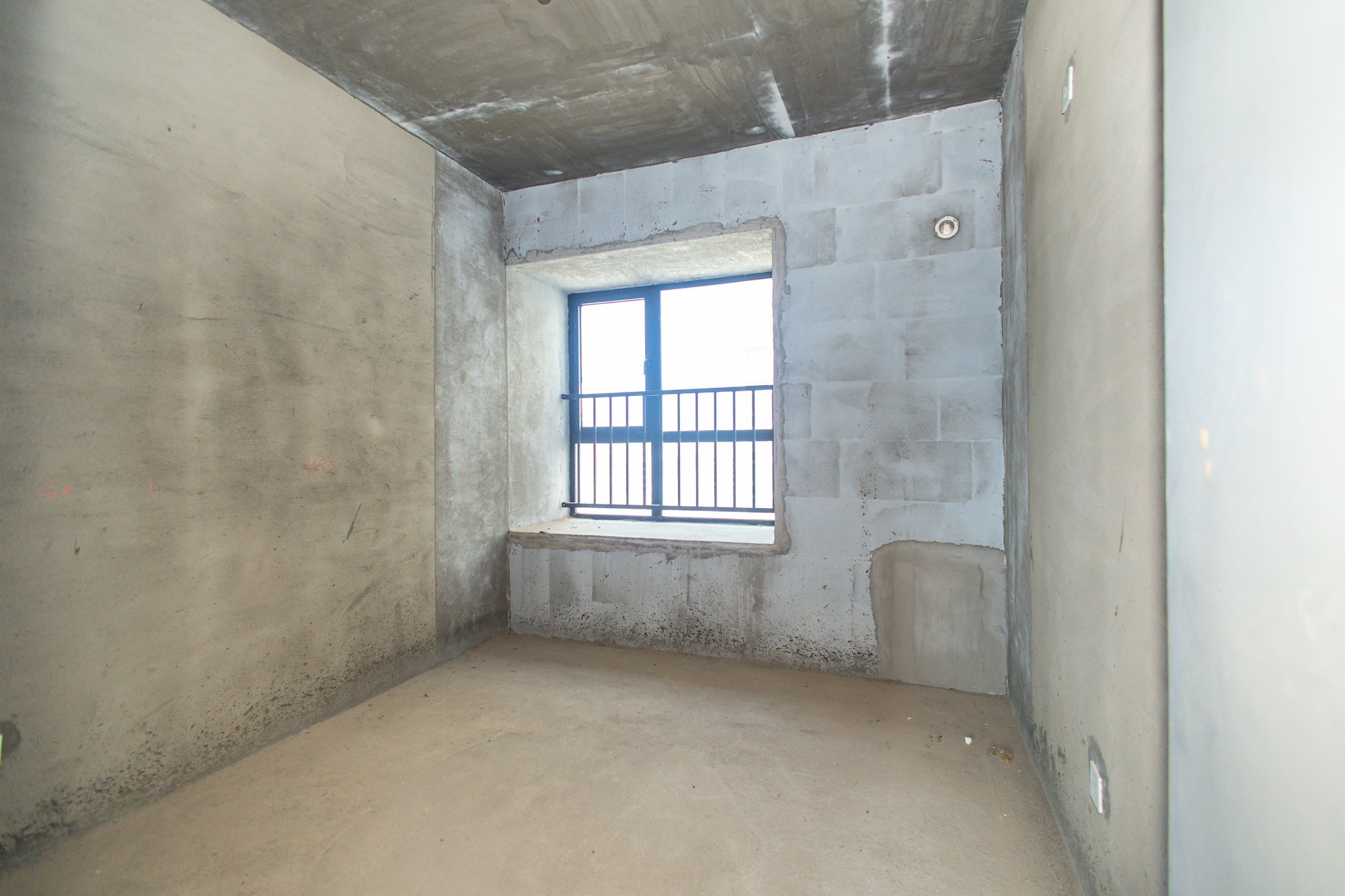 盛地东方芯府 5室2厅2卫 82.8万 盛地东方芯府 5室2厅2卫 82.8万卧室