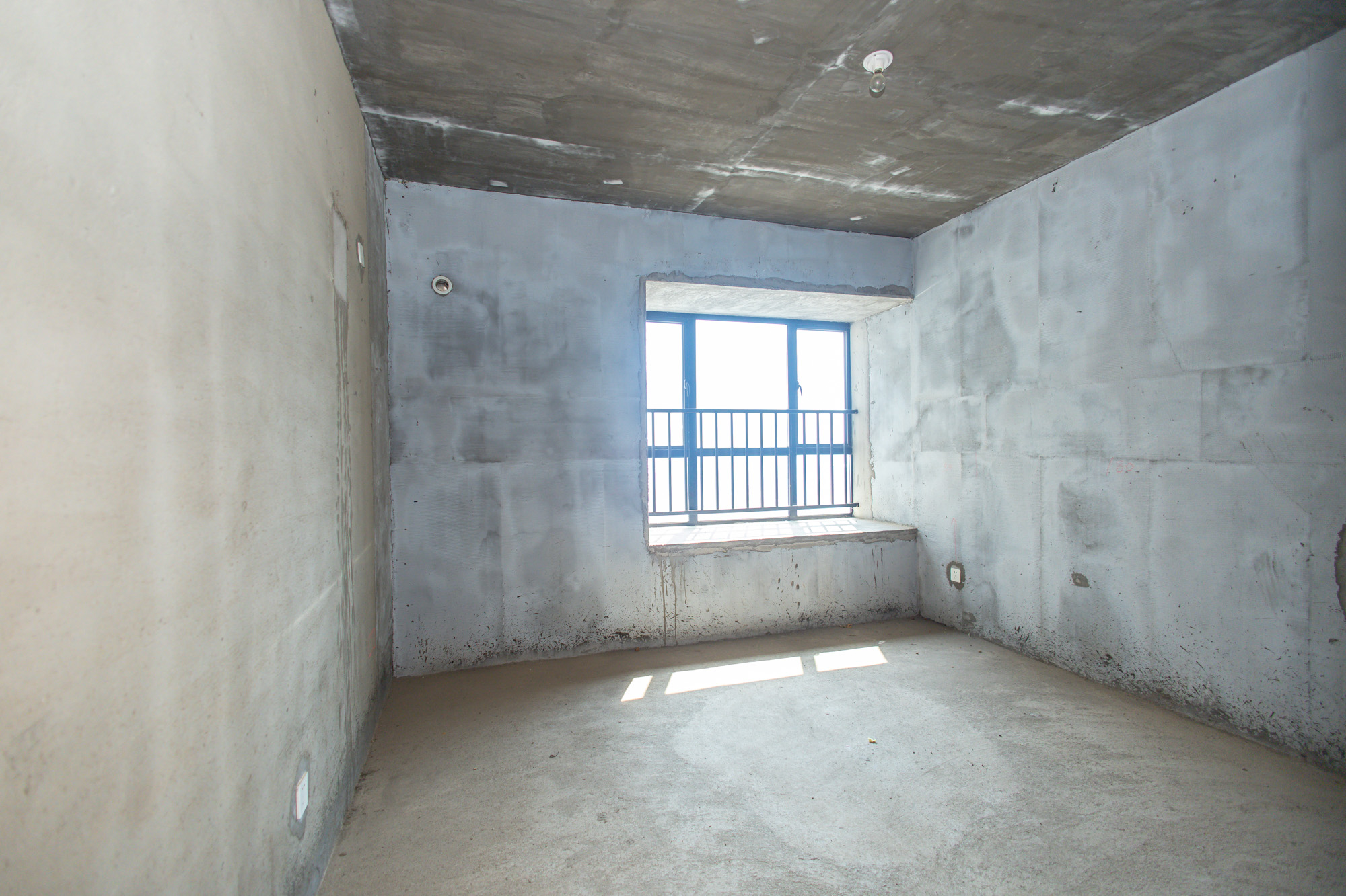 盛地东方芯府 5室2厅2卫 82.8万 盛地东方芯府 5室2厅2卫 82.8万卧室