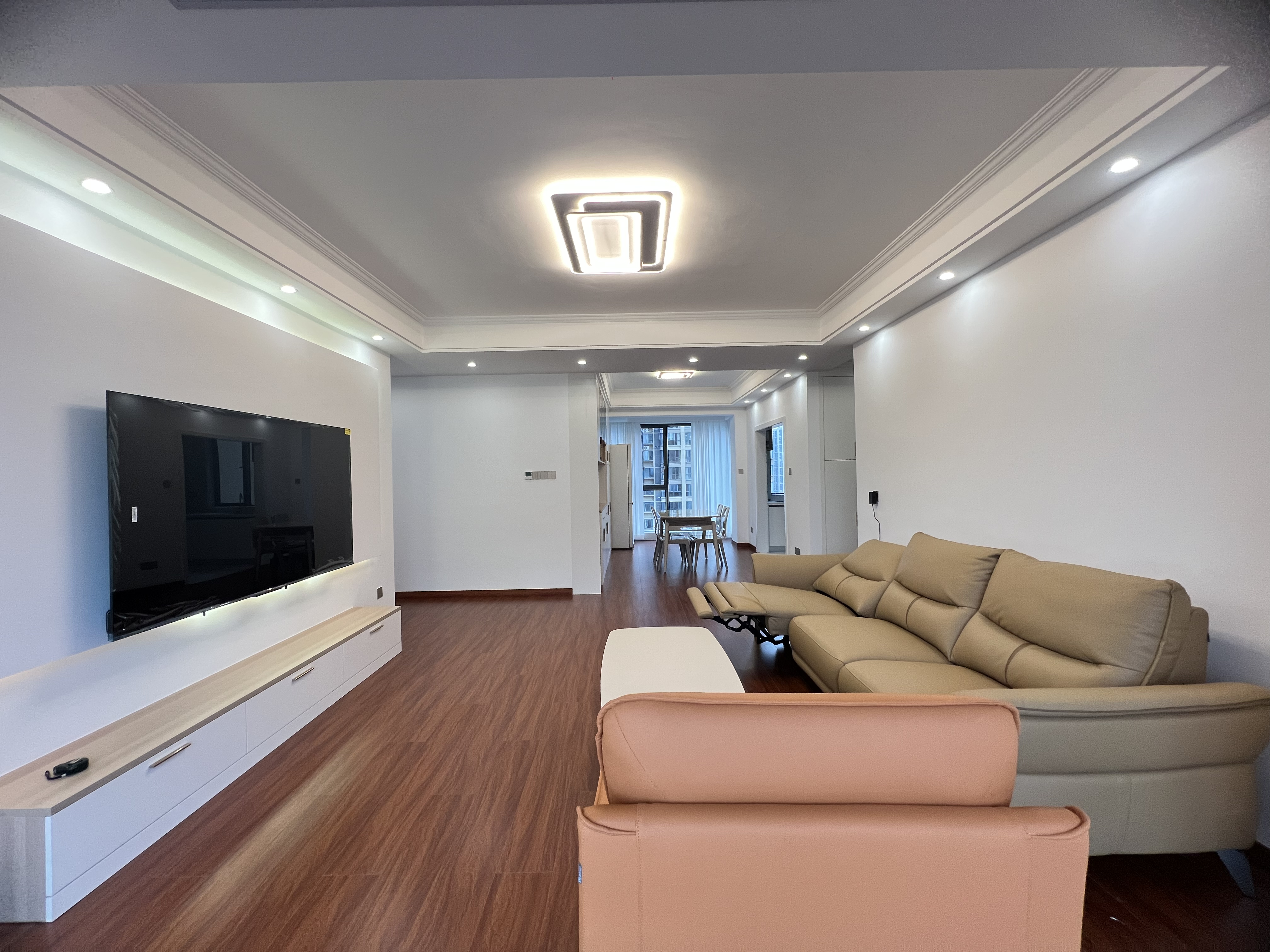 中建江湾壹号 4室2厅2卫 116.0万 中建江湾壹号 4室2厅2卫 116.0万室内图