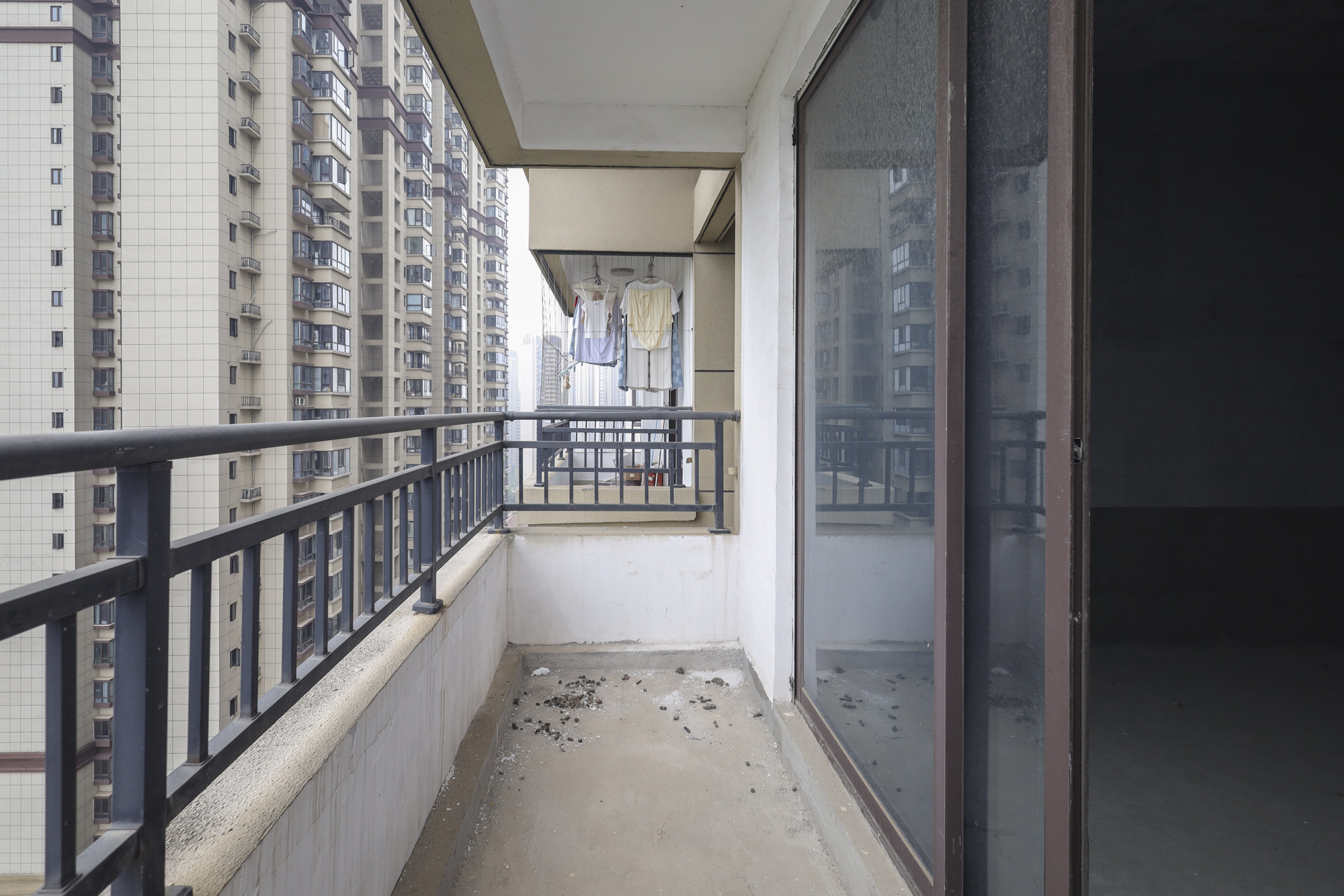 山语城三期 3室2厅1卫 58.0万 山语城三期 3室2厅1卫 58.0万阳台