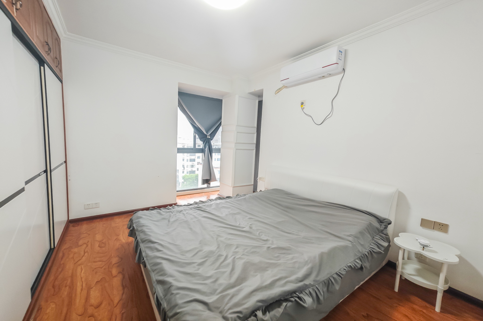 书香名邸  3室2厅2卫    148.0万 书香名邸  3室2厅2卫    148.0万卧室