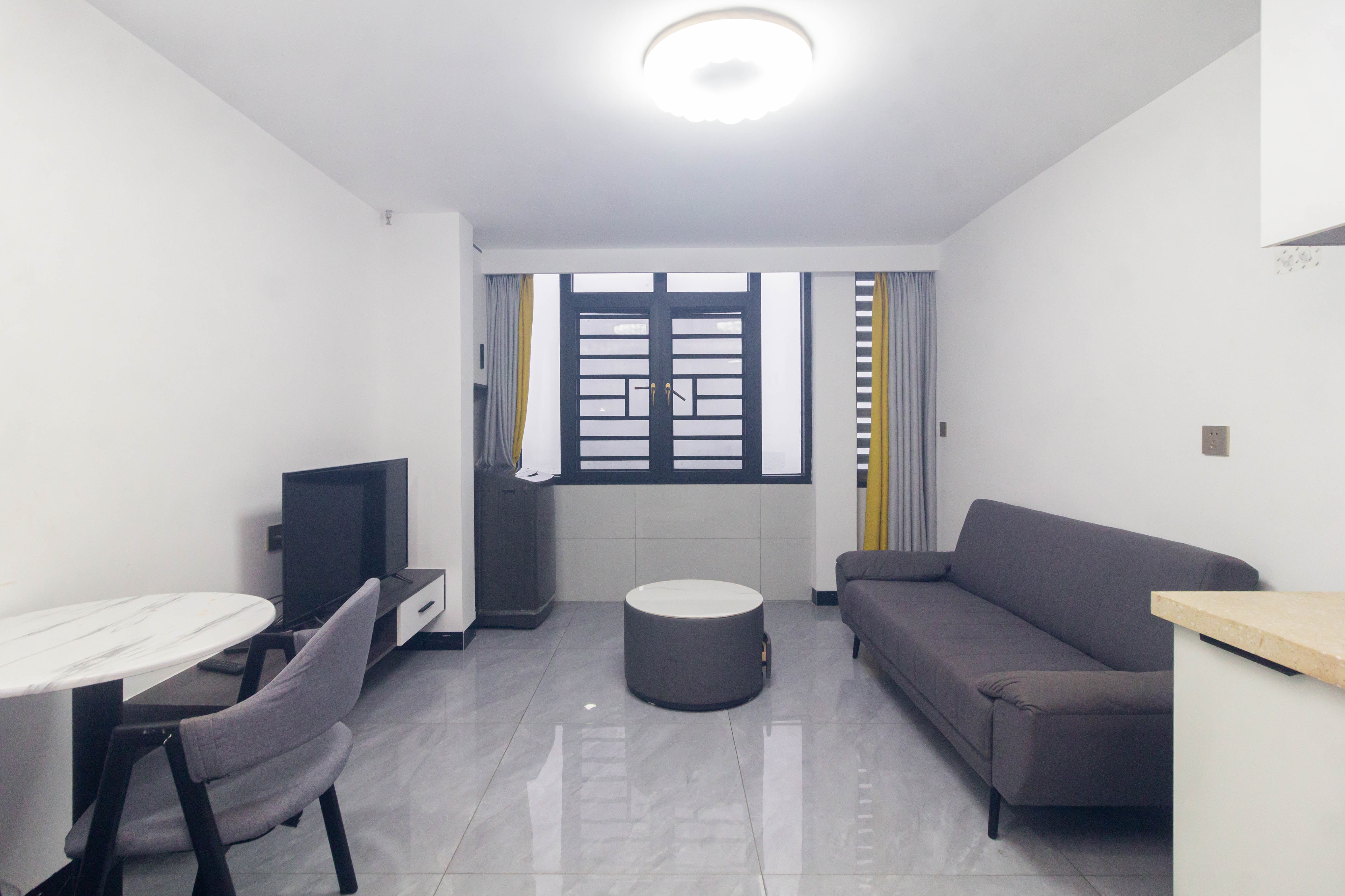 碧桂园星荟 1室1厅1卫 21.8万 碧桂园星荟 1室1厅1卫 21.8万客厅