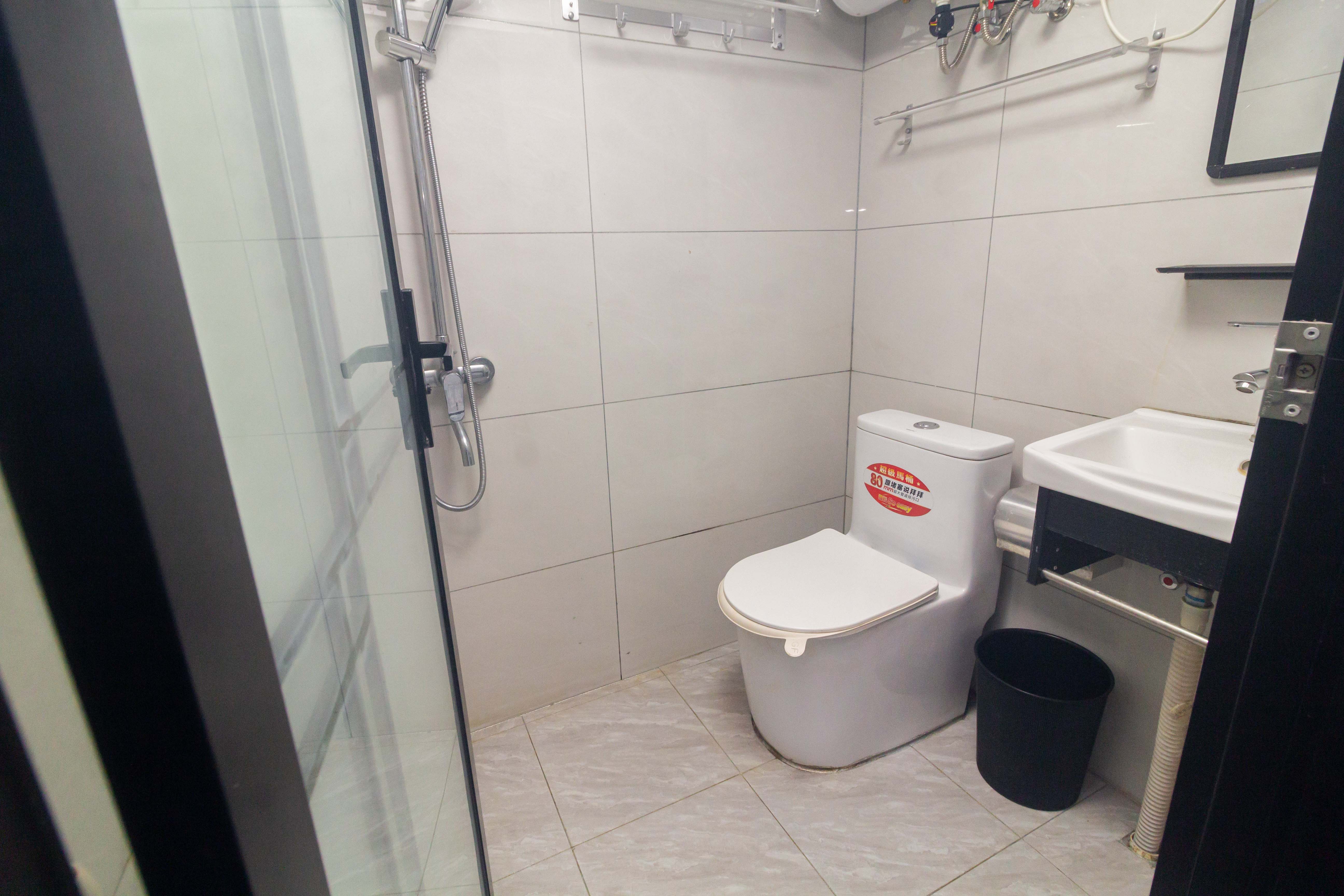 碧桂园星荟 1室1厅1卫 21.8万 碧桂园星荟 1室1厅1卫 21.8万卫生间