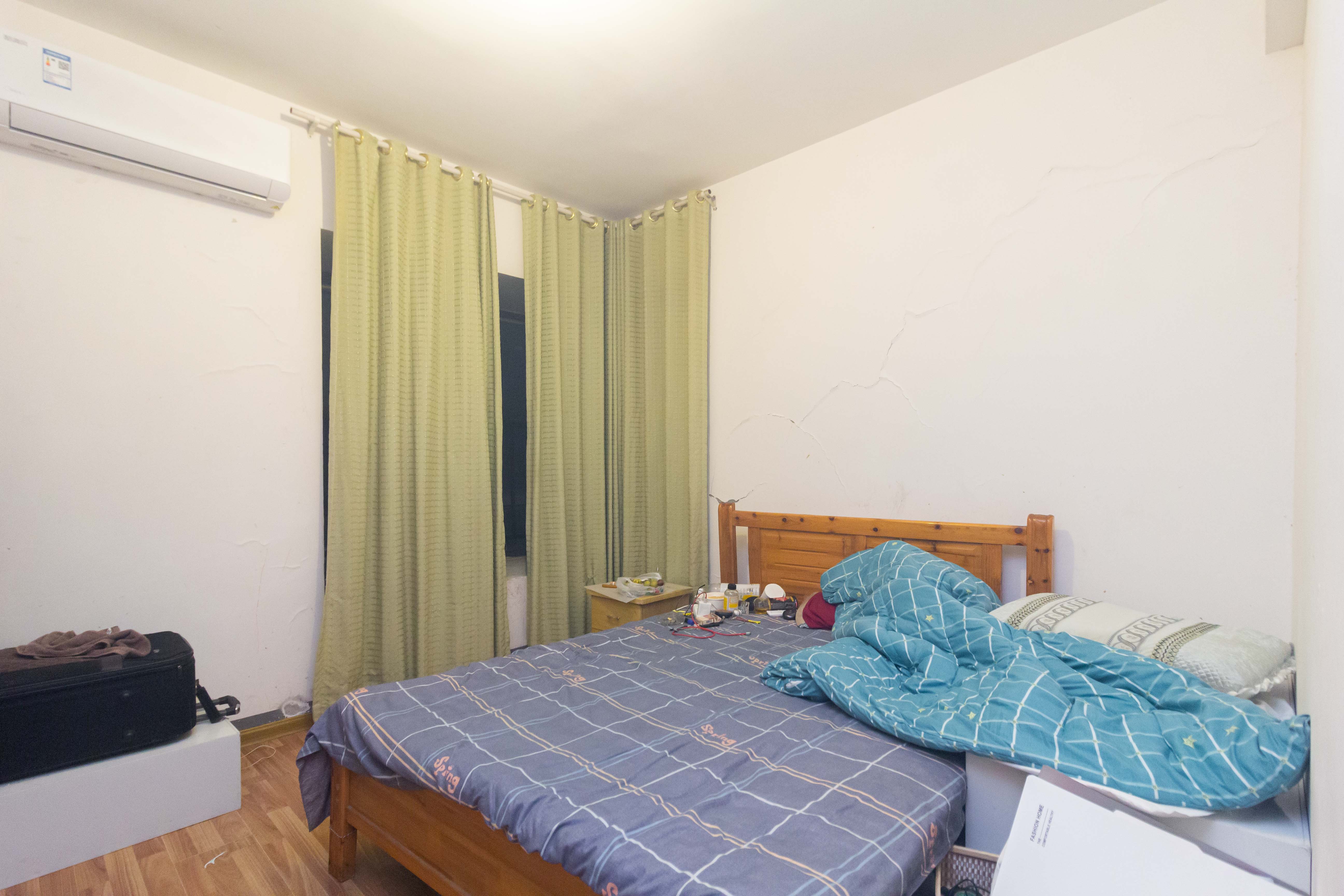 中国铁建国际城一期  3室2厅1卫    49.8万 中国铁建国际城一期  3室2厅1卫    49.8万卧室