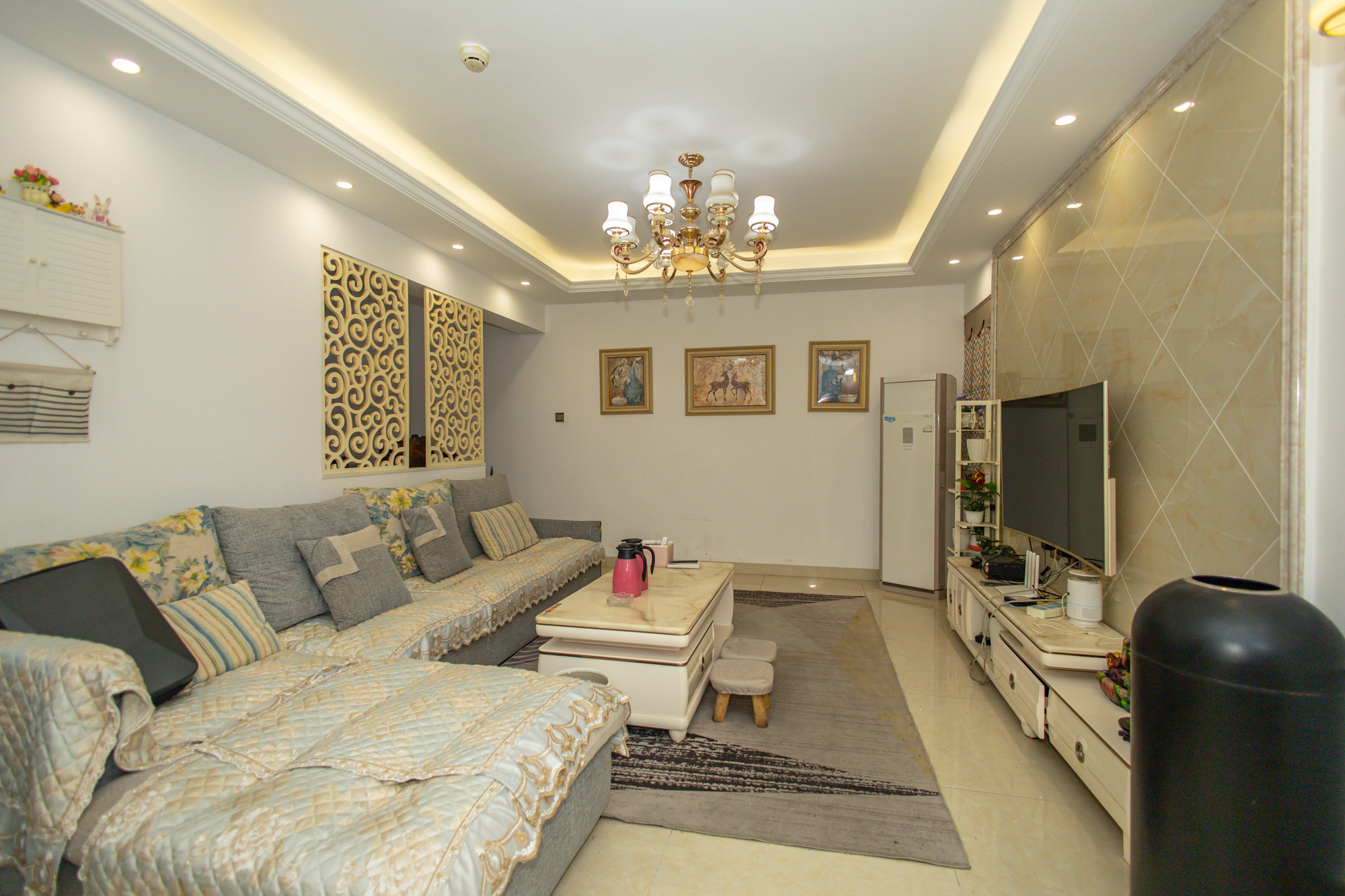 新长海广场  4室2厅2卫    79.8万 新长海广场  4室2厅2卫    79.8万