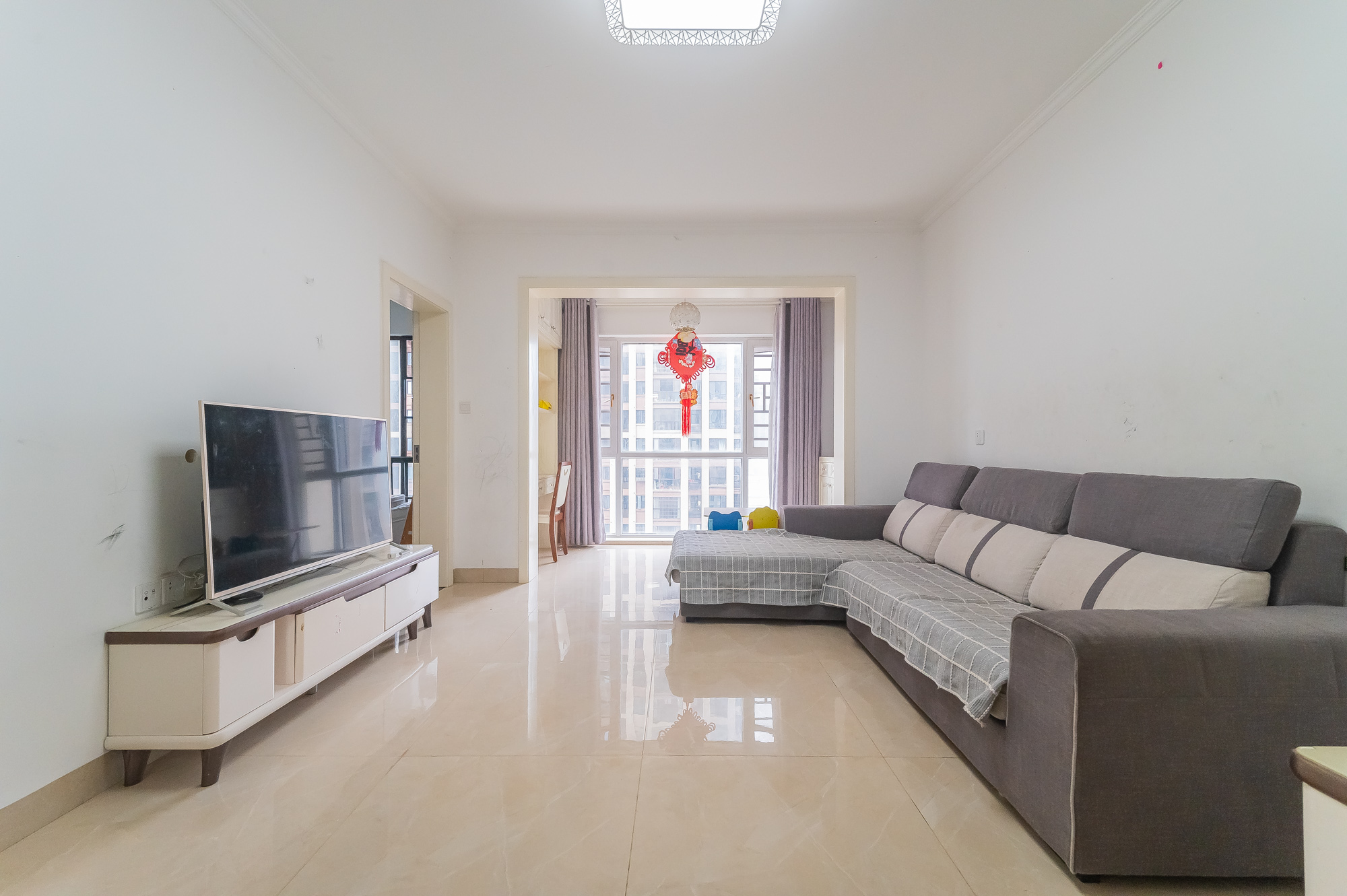 国泰九龙湾 3室2厅1卫 72.8万 国泰九龙湾 3室2厅1卫 72.8万客厅