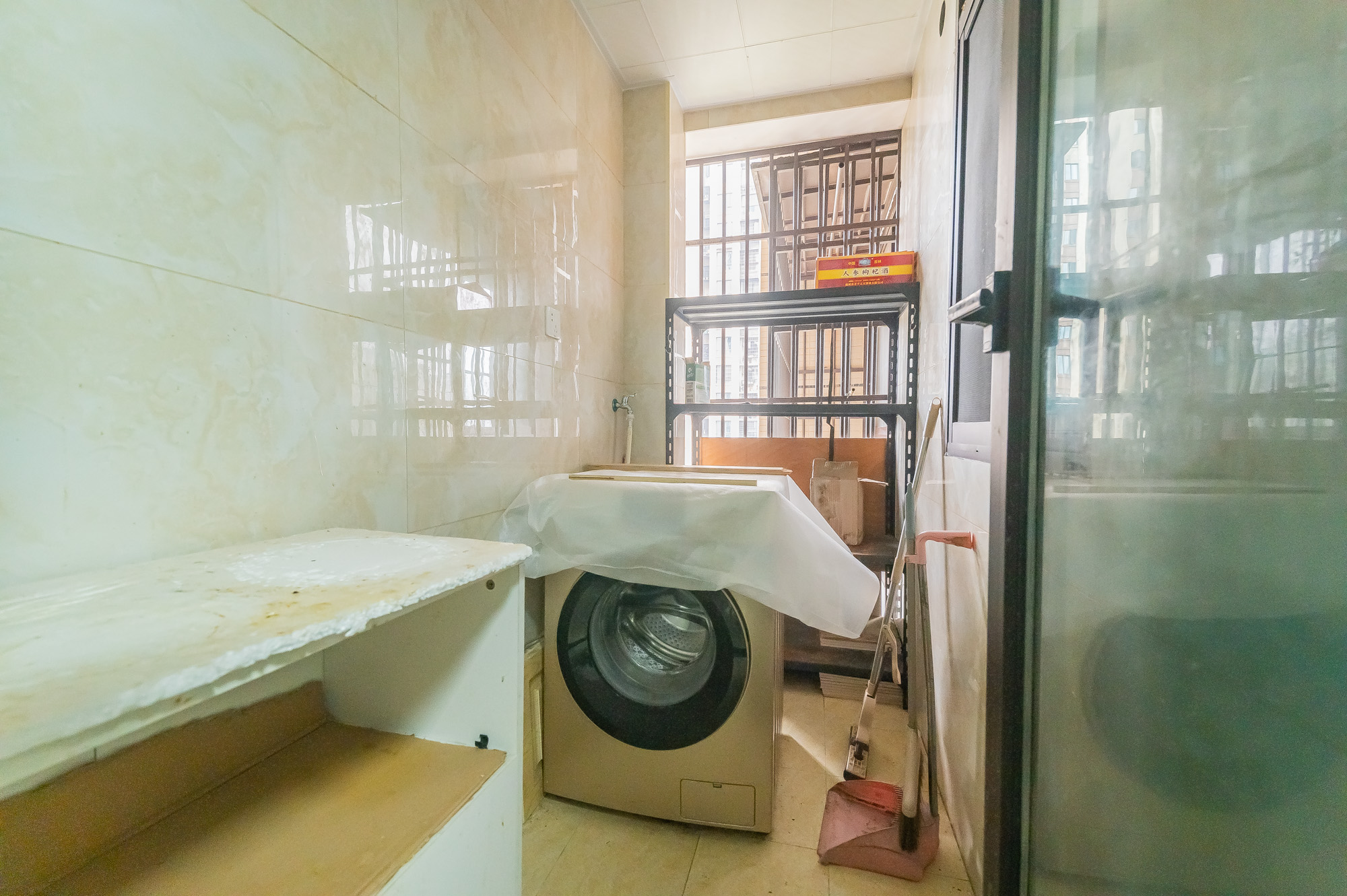 国泰九龙湾 3室2厅1卫 72.8万 国泰九龙湾 3室2厅1卫 72.8万厨房