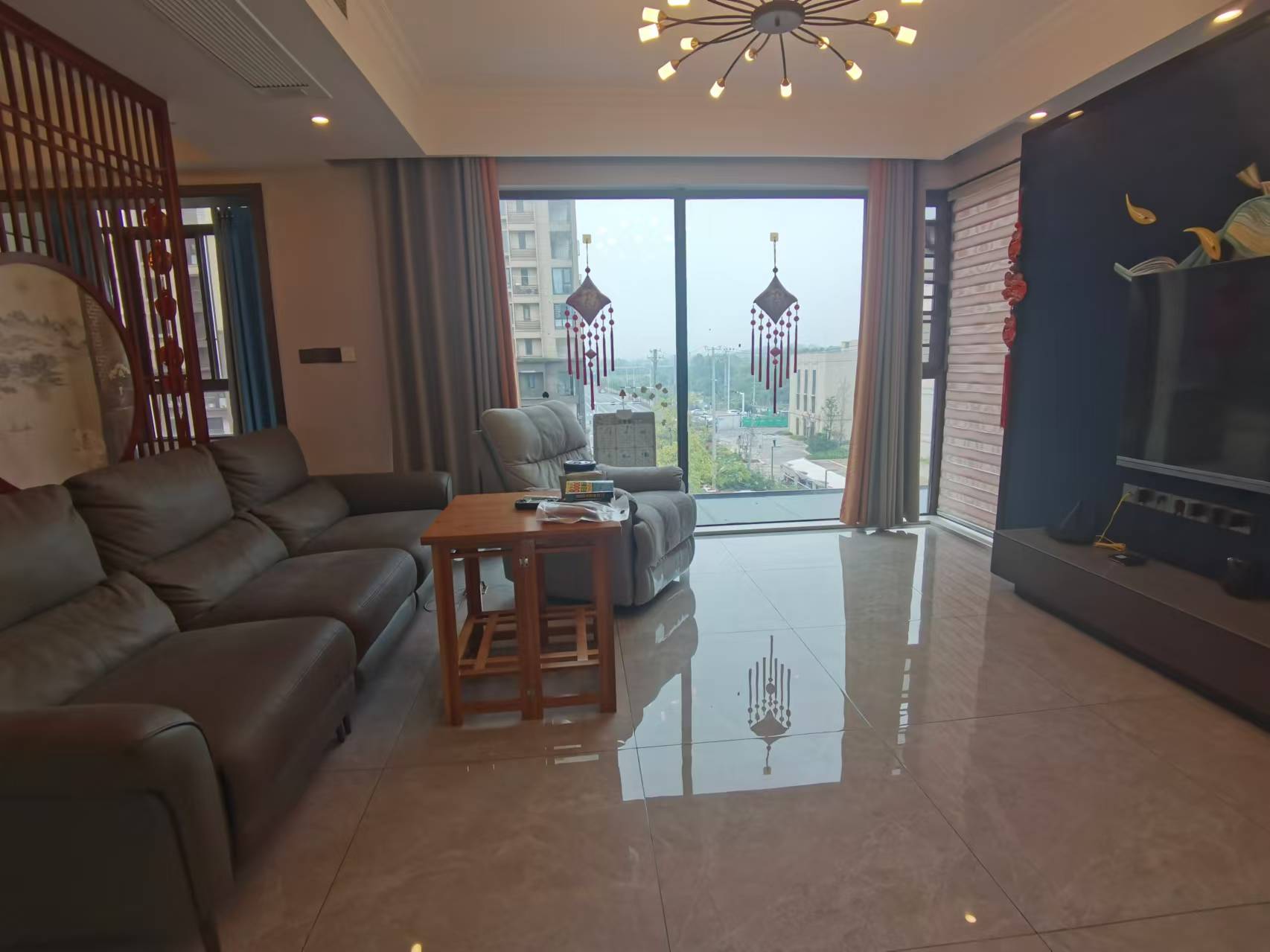 当代尚品苑  3室1厅3卫    150.0万 当代尚品苑  3室1厅3卫    150.0万