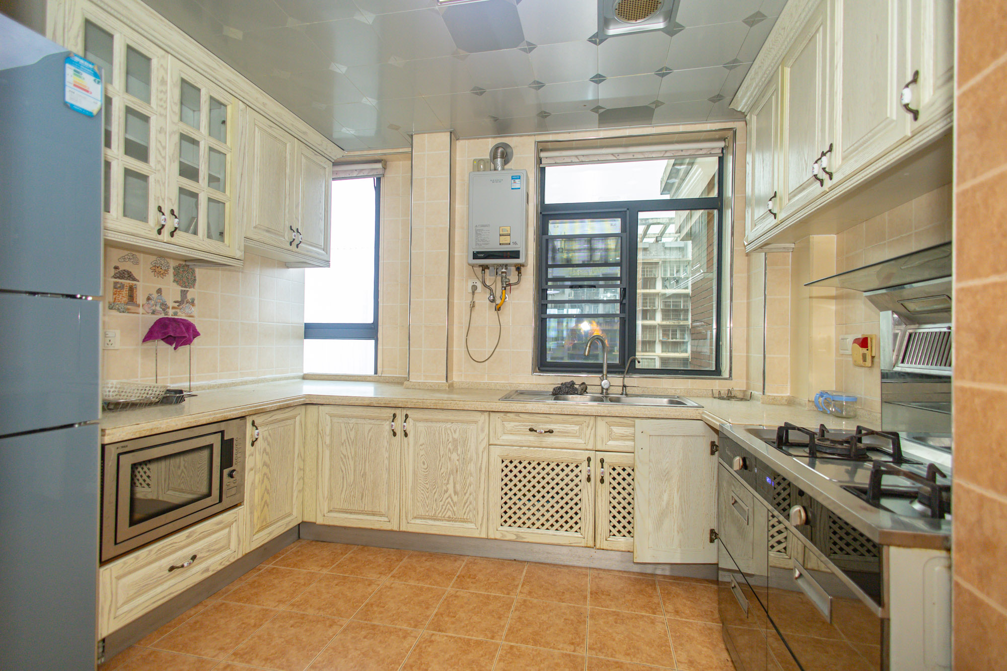 尚城 1室0厅0卫 112.0万 尚城 1室0厅0卫 112.0万厨房