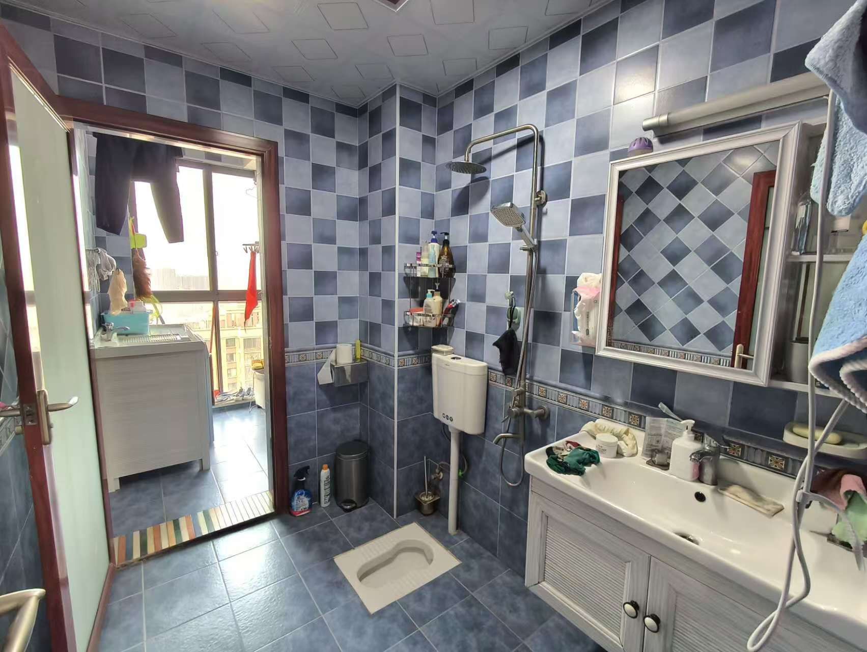 九八缔景城 3室2厅2卫 70.0万 九八缔景城 3室2厅2卫 70.0万室内图