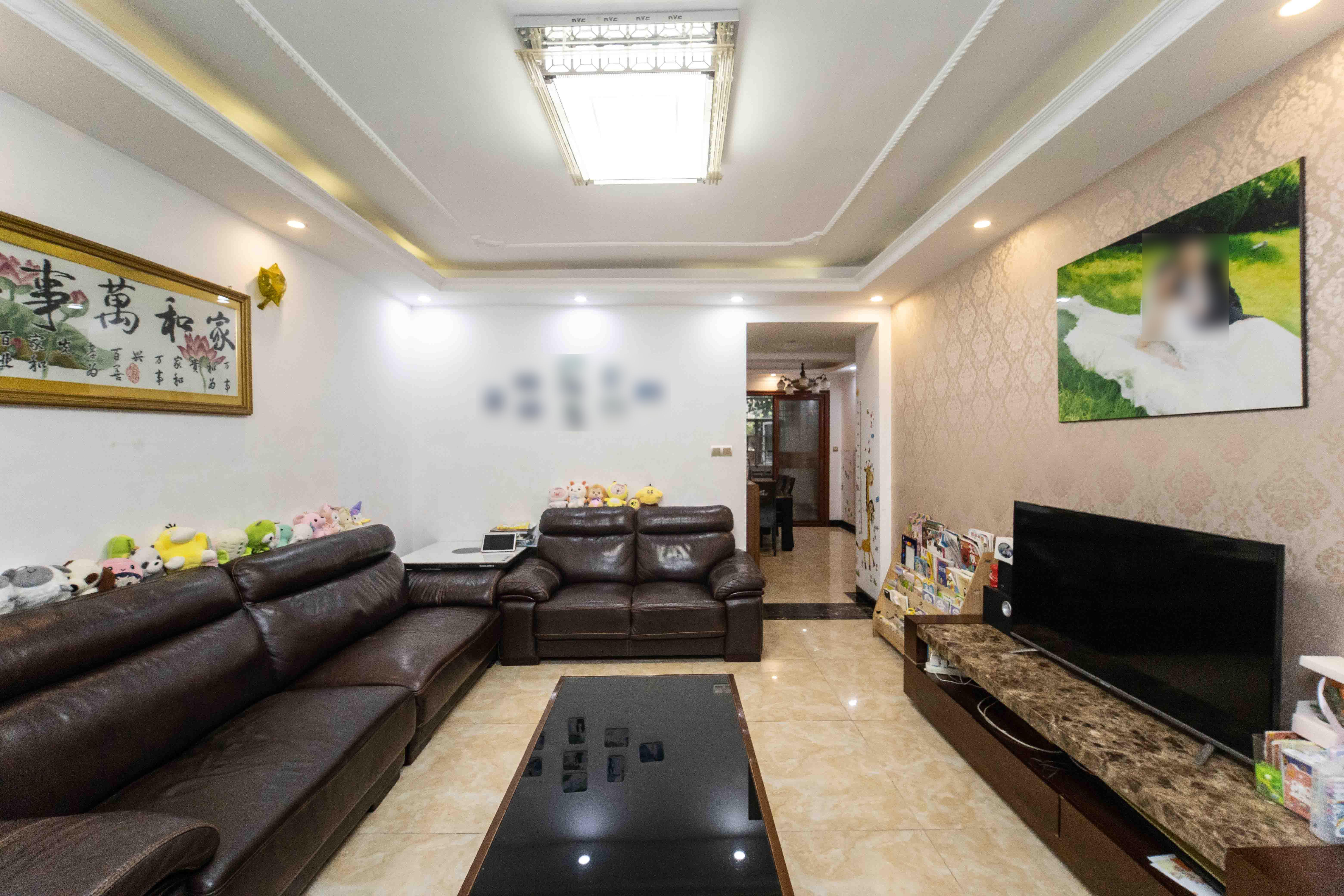 泊爱蓝湾 3室2厅2卫 132.0万 泊爱蓝湾 3室2厅2卫 132.0万客厅