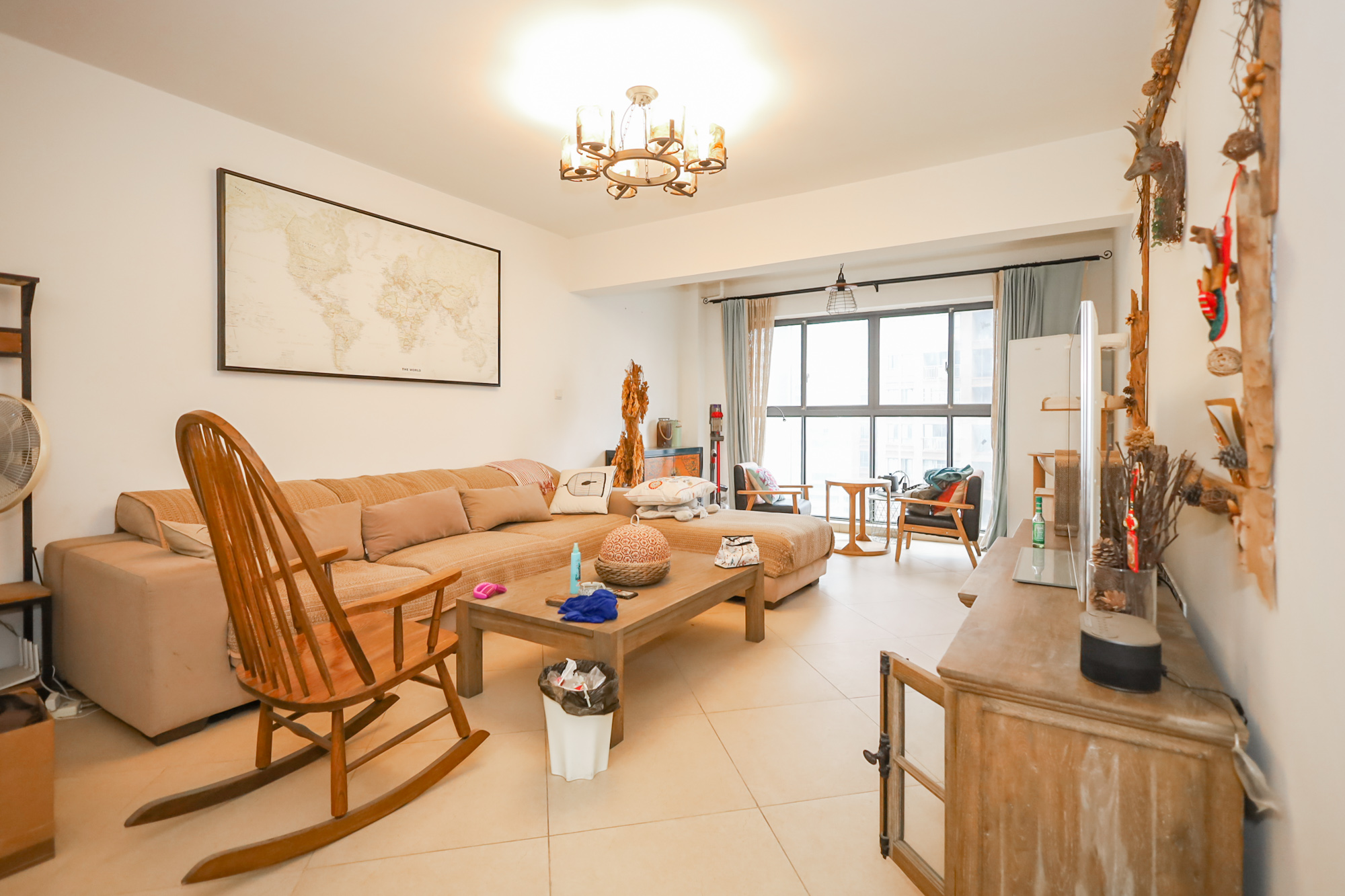 山水誉峰 3室2厅2卫 155.0万 山水誉峰 3室2厅2卫 155.0万客厅