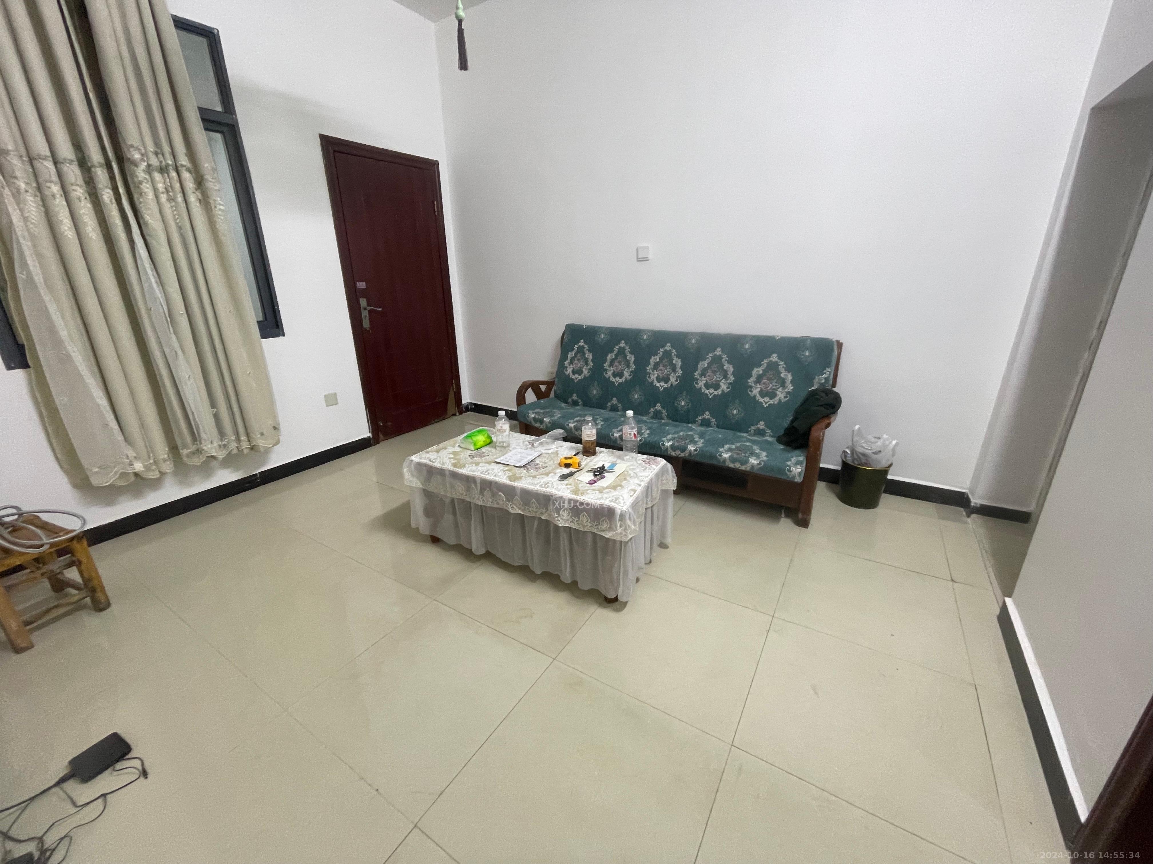 鸥波港湾  1室1厅1卫    2200.0元/月 鸥波港湾  1室1厅1卫    2200.0元/月室内图