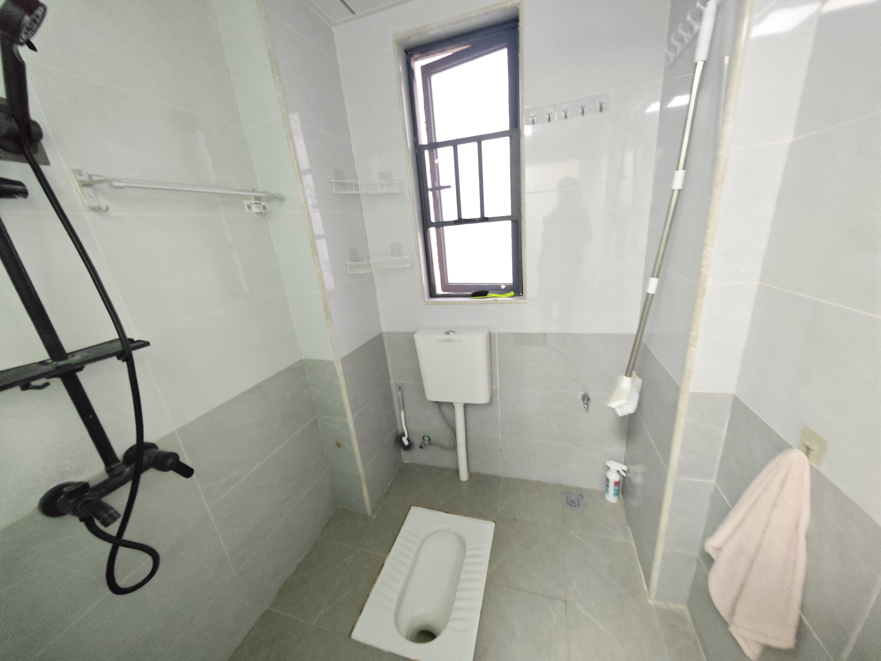中建嘉和城  3室2厅2卫   125.00万卫生间
