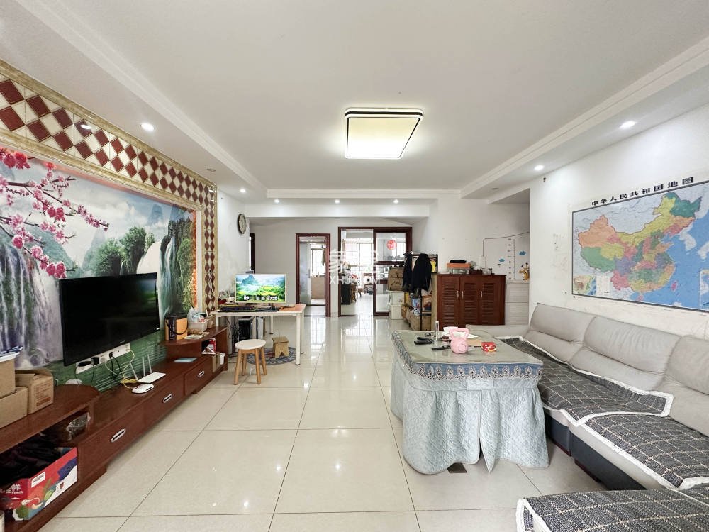 中天瑞景 5室2厅3卫 138.0万