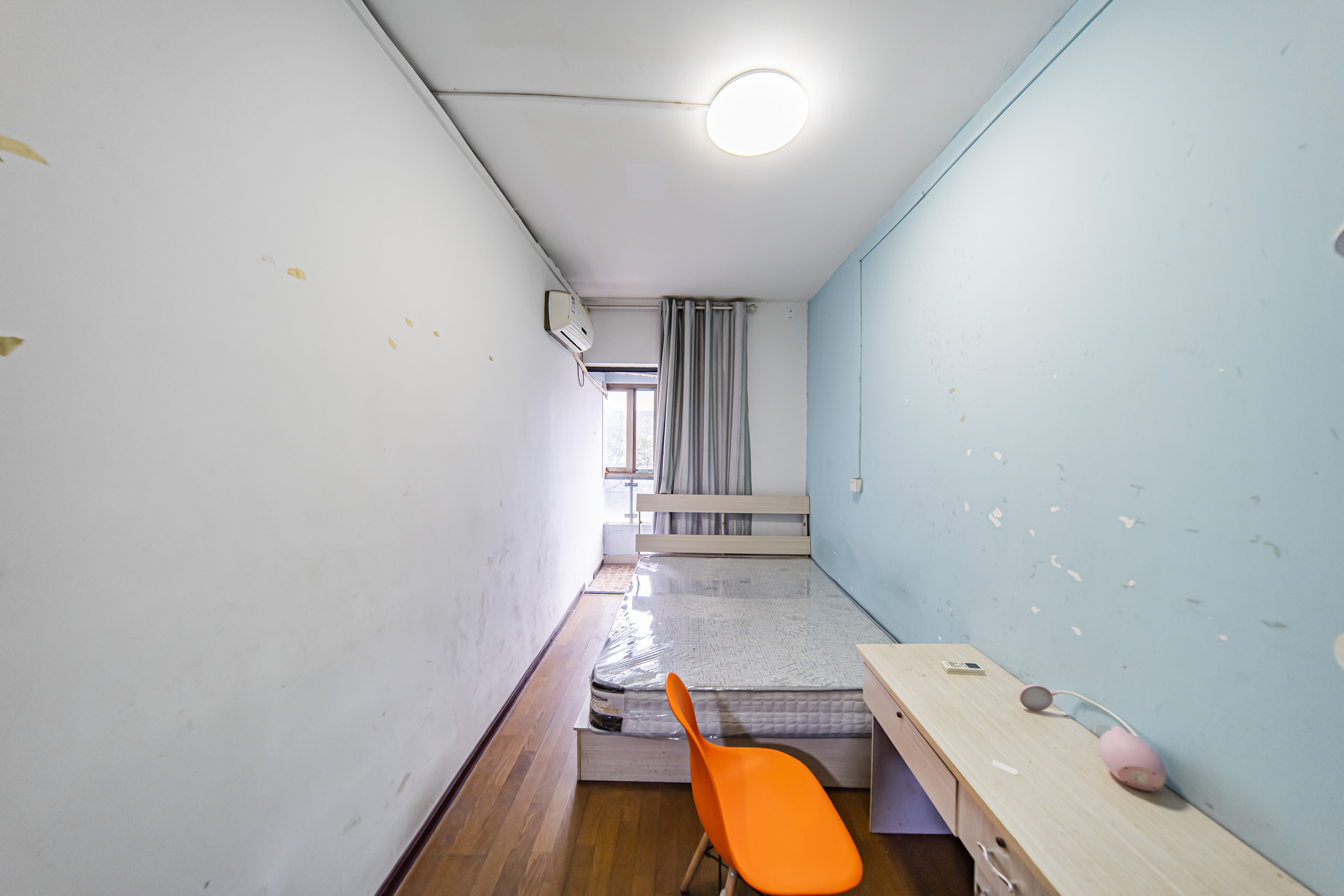 阳光100一期、四五期  3室2厅2卫    95.0万 阳光100一期、四五期  3室2厅2卫    95.0万卧室