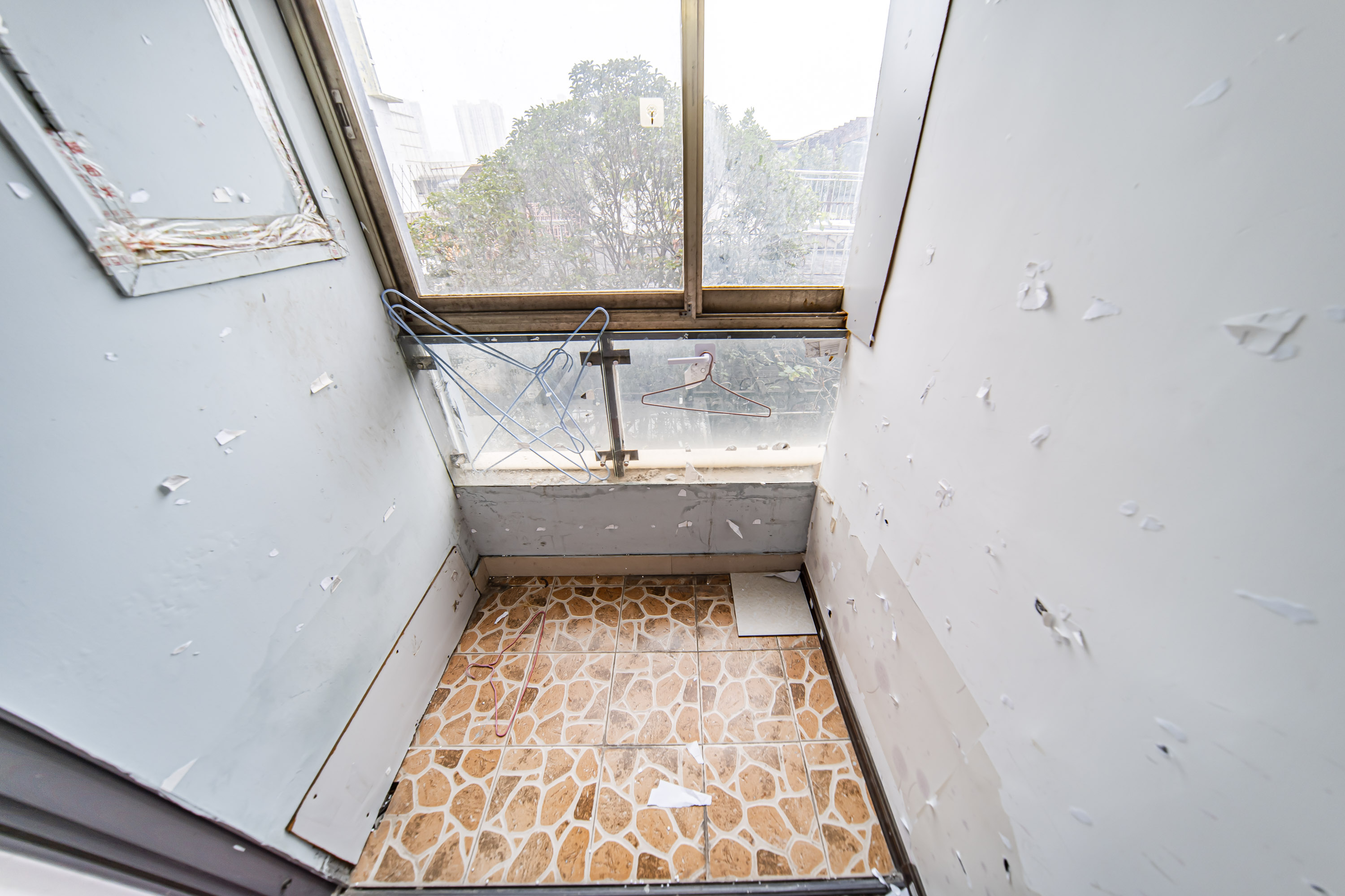 阳光100一期、四五期  3室2厅2卫    95.0万 阳光100一期、四五期  3室2厅2卫    95.0万阳台