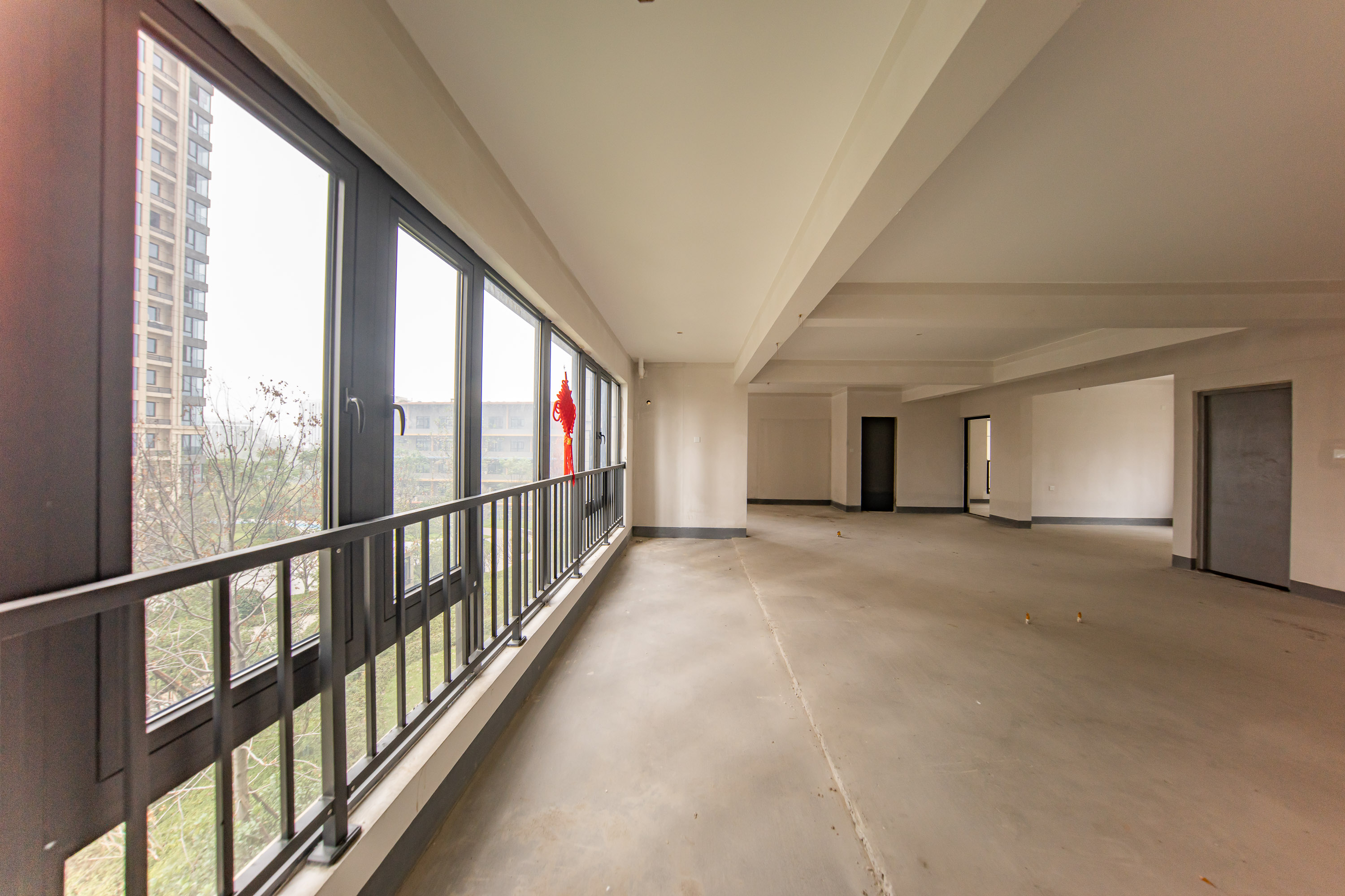 建投象山国际  4室2厅2卫   168.00万阳台