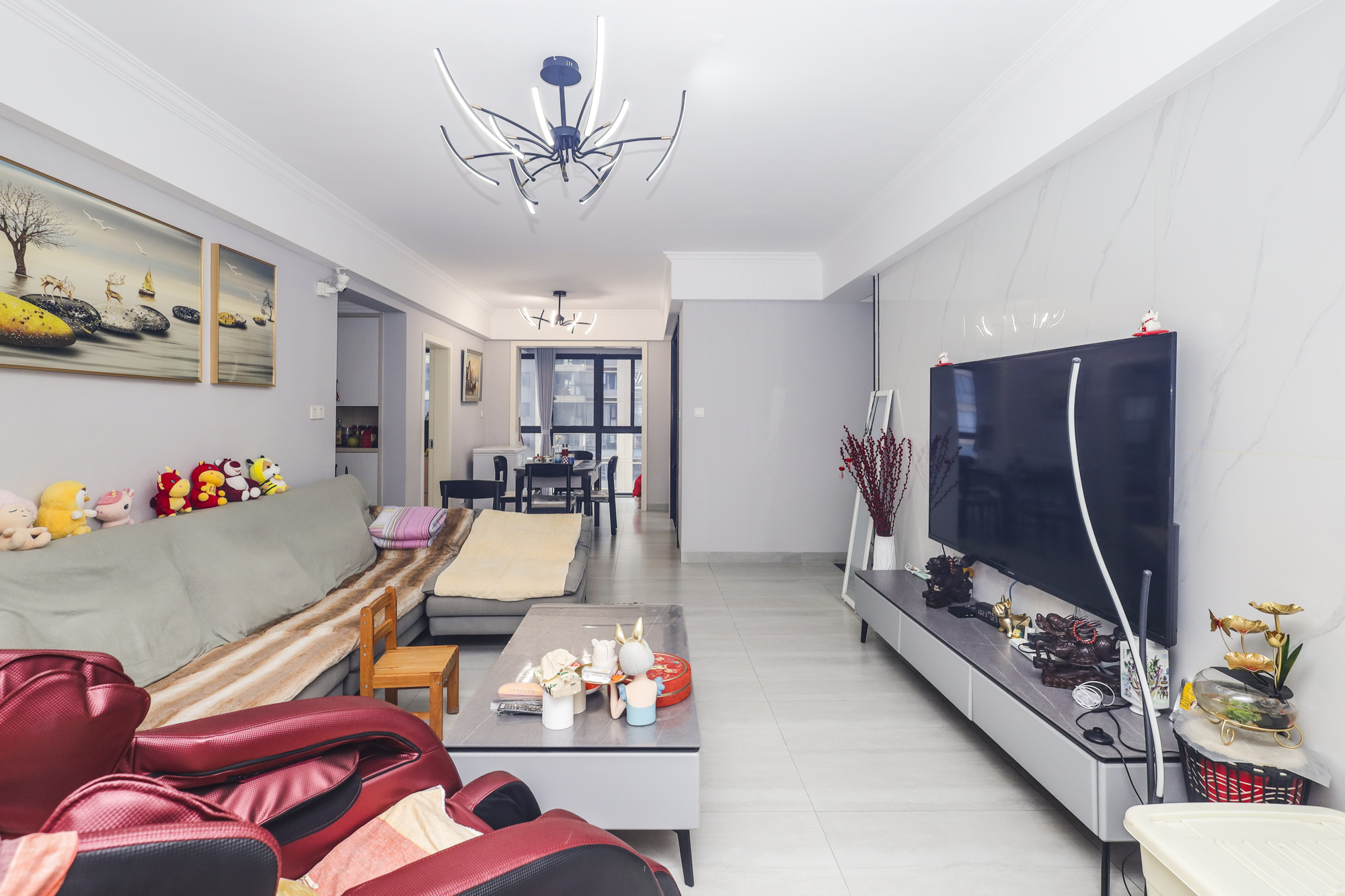 嘉宇北部湾A区 4室2厅2卫 110.0万 嘉宇北部湾A区 4室2厅2卫 110.0万客厅