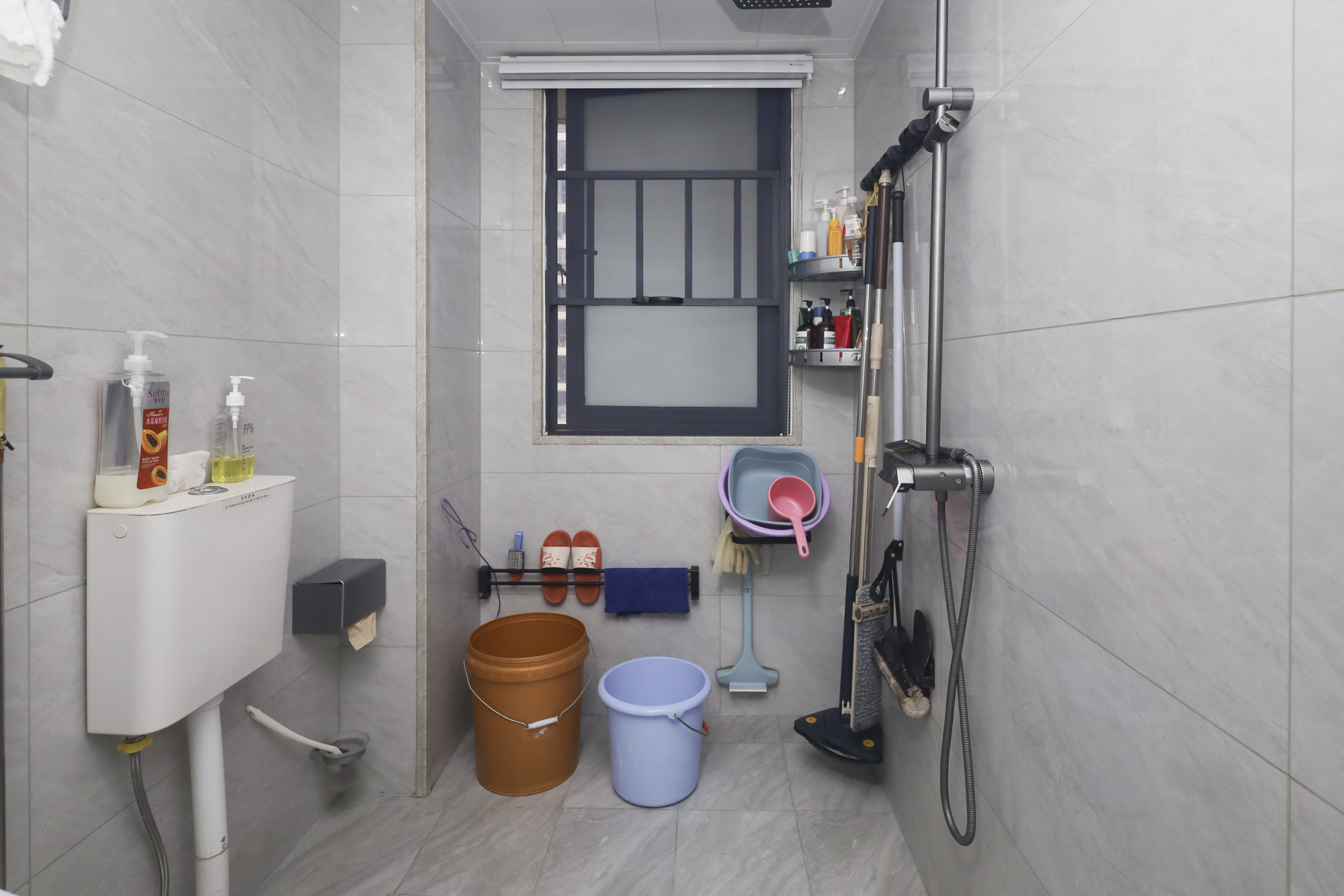 嘉宇北部湾A区 4室2厅2卫 110.0万 嘉宇北部湾A区 4室2厅2卫 110.0万卫生间