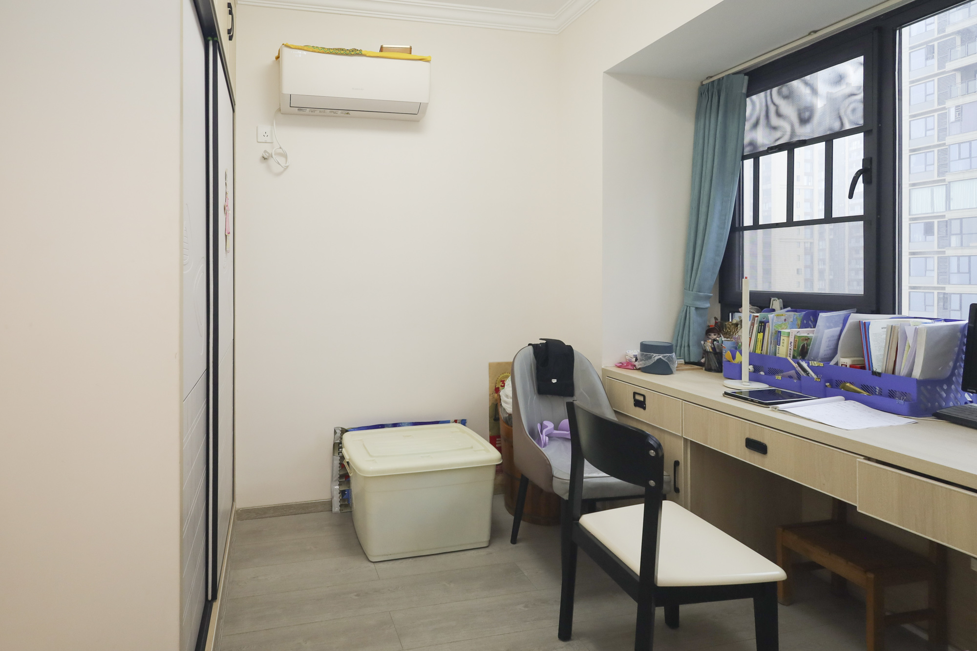 嘉宇北部湾A区 4室2厅2卫 110.0万 嘉宇北部湾A区 4室2厅2卫 110.0万卧室