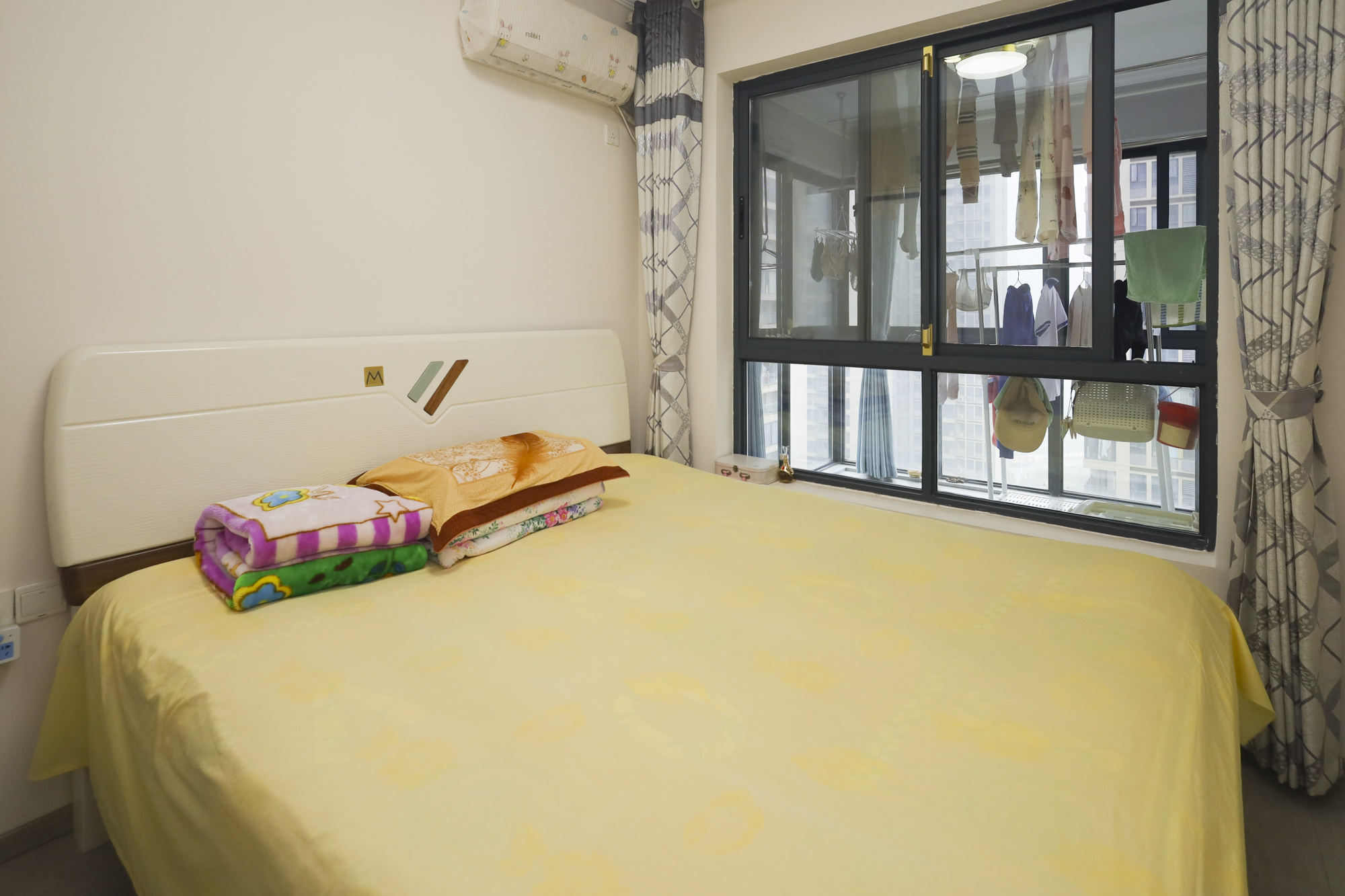 嘉宇北部湾A区 4室2厅2卫 110.0万 嘉宇北部湾A区 4室2厅2卫 110.0万卧室