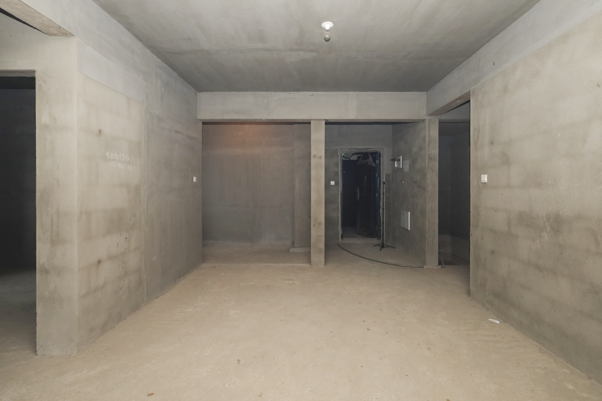 嘉宇北部湾A区 3室2厅2卫 63.8万 嘉宇北部湾A区 3室2厅2卫 63.8万客厅