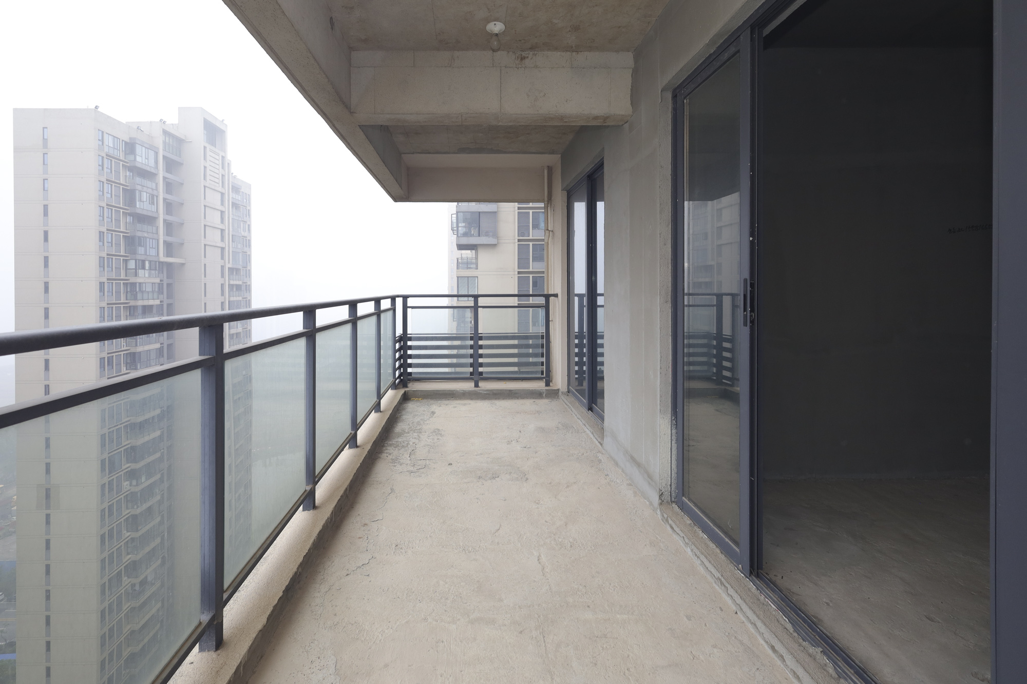 嘉宇北部湾A区 3室2厅2卫 63.8万 嘉宇北部湾A区 3室2厅2卫 63.8万阳台