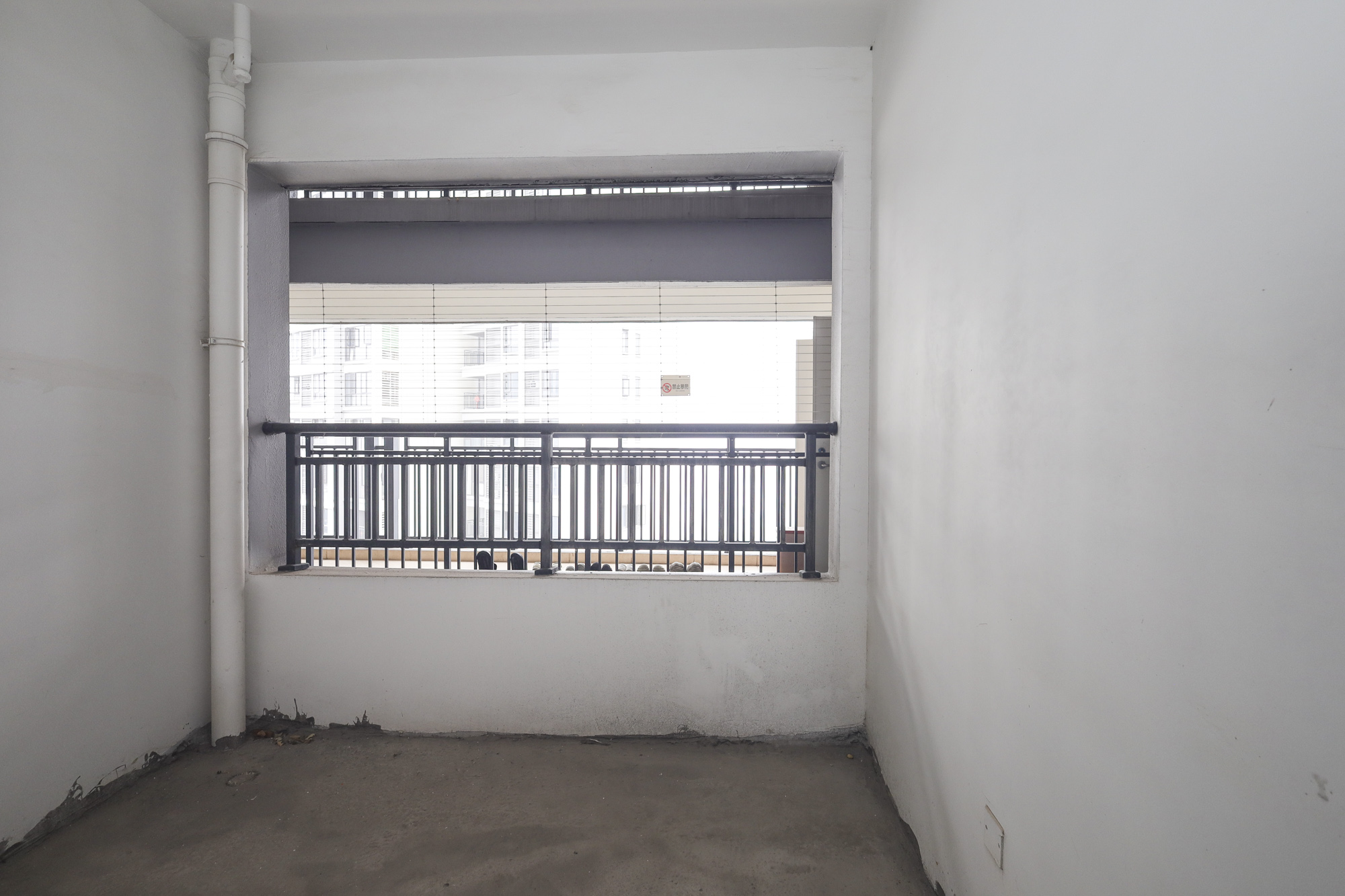 卓越青竹湖 4室2厅2卫 69.8万 卓越青竹湖 4室2厅2卫 69.8万卧室