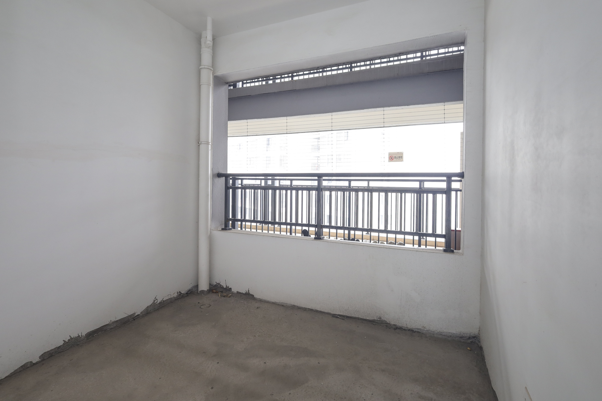 卓越青竹湖 4室2厅2卫 69.8万 卓越青竹湖 4室2厅2卫 69.8万卧室