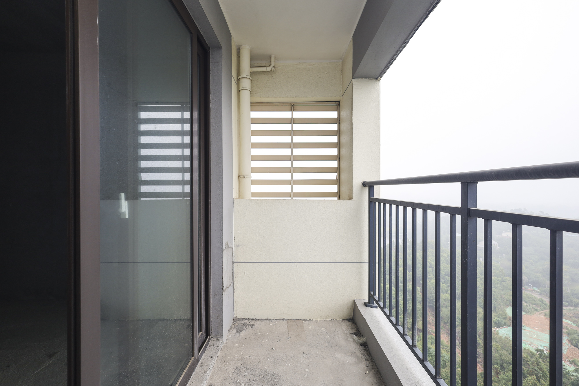 卓越青竹湖 4室2厅2卫 69.8万 卓越青竹湖 4室2厅2卫 69.8万阳台