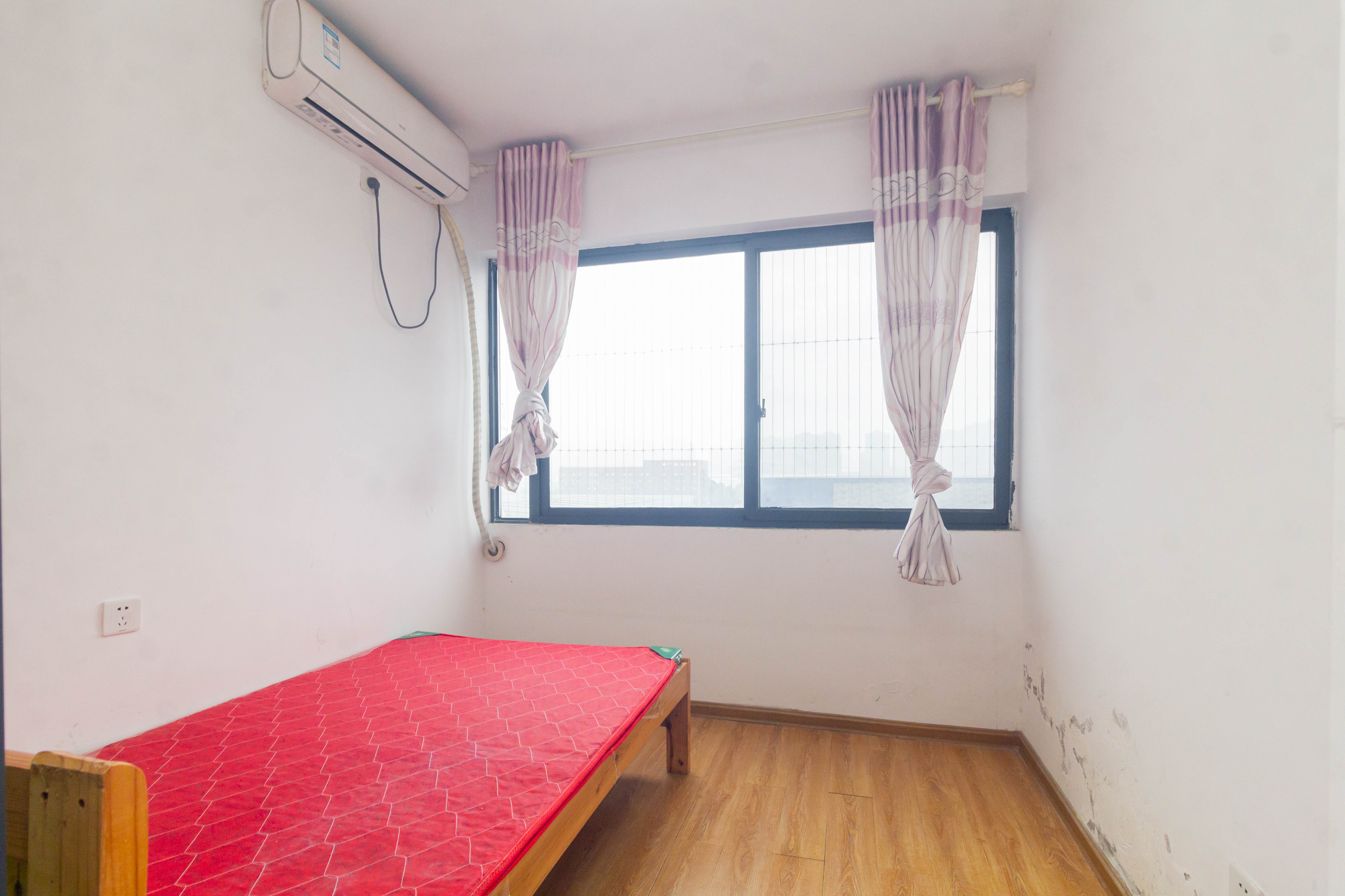 中国铁建国际城二期  3室2厅1卫    62.8万 中国铁建国际城二期  3室2厅1卫    62.8万卧室