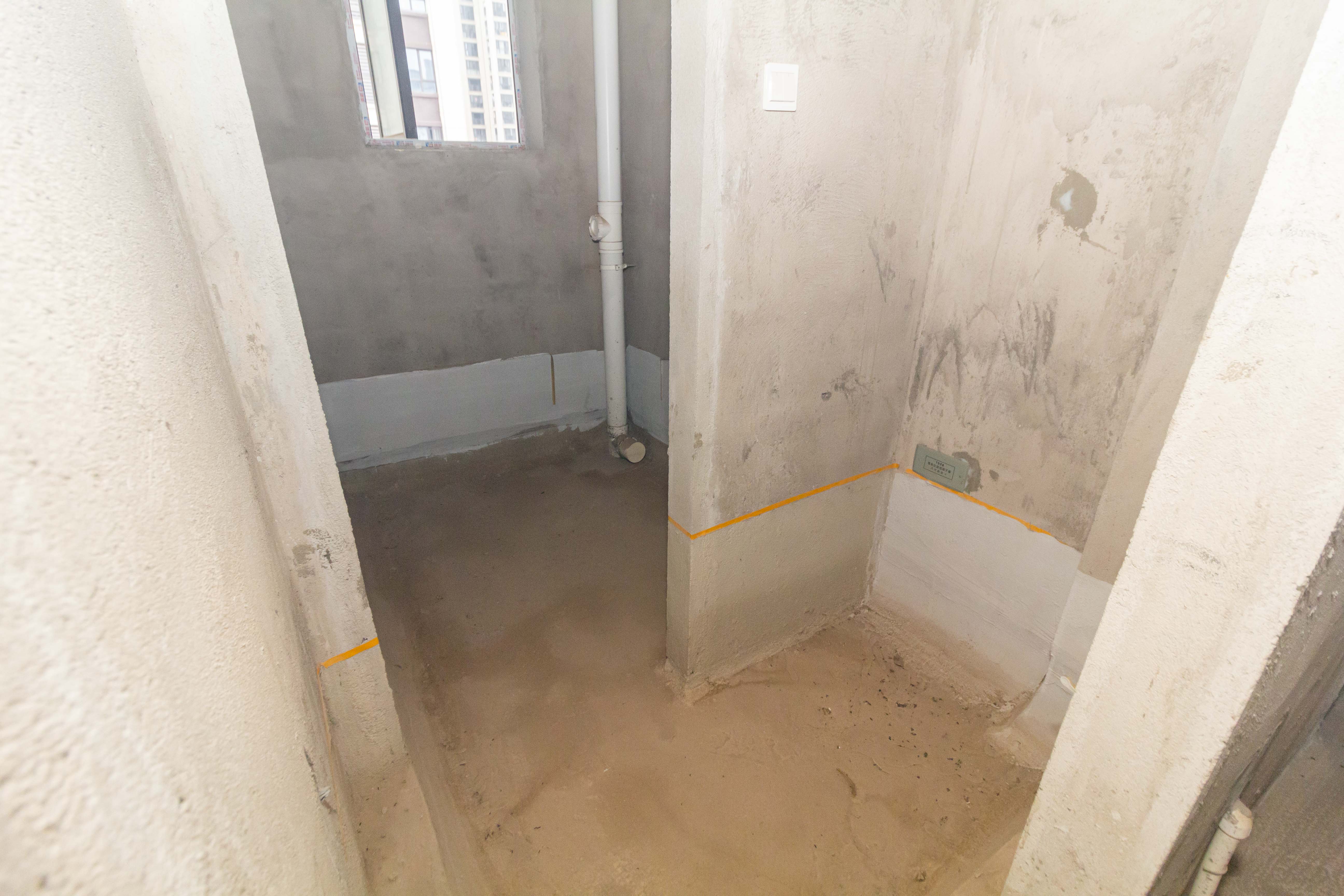 中交中央公园D3区 5室2厅4卫 365.0万 中交中央公园D3区 5室2厅4卫 365.0万卫生间