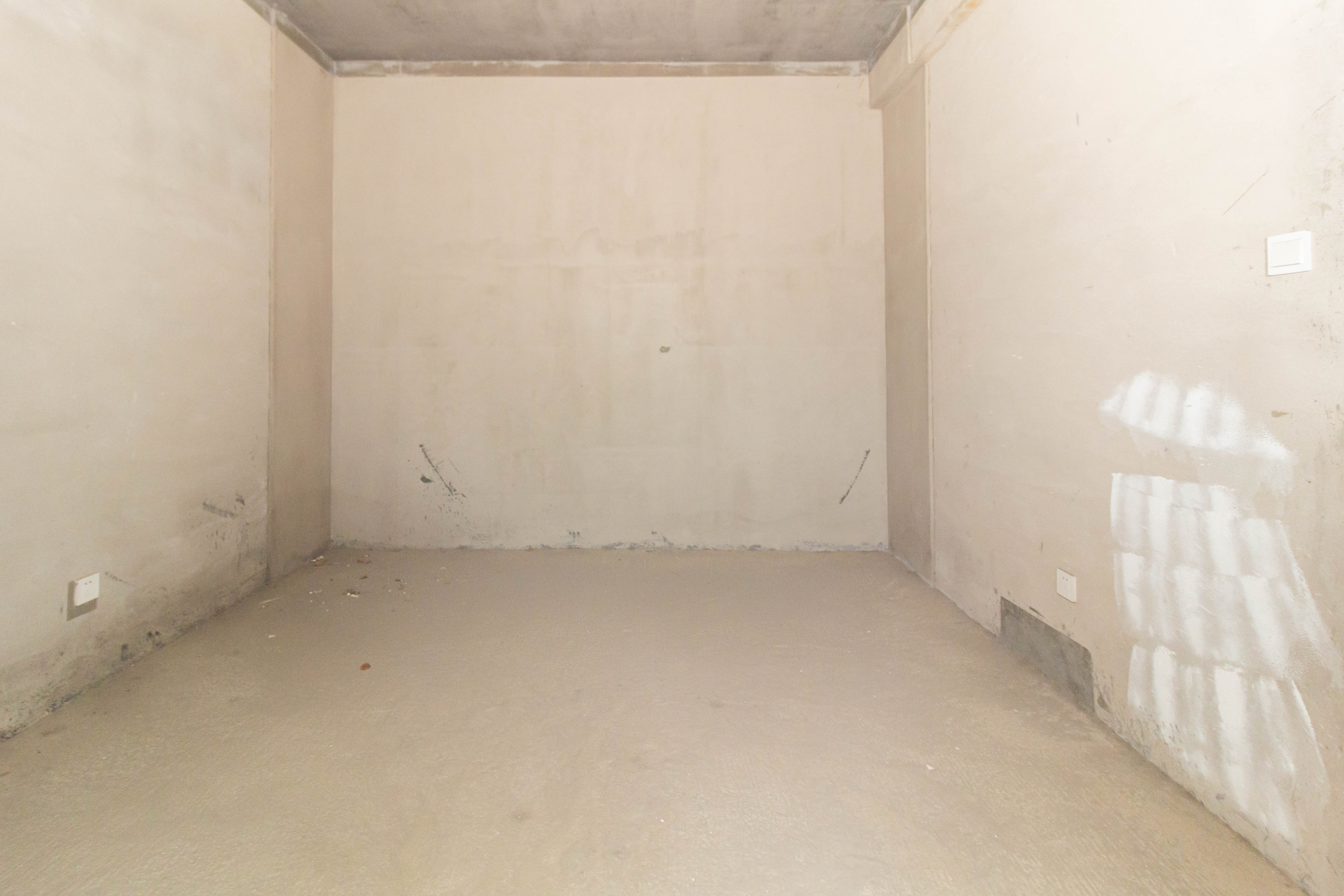 中交中央公园D3区 5室2厅4卫 365.0万 中交中央公园D3区 5室2厅4卫 365.0万卧室